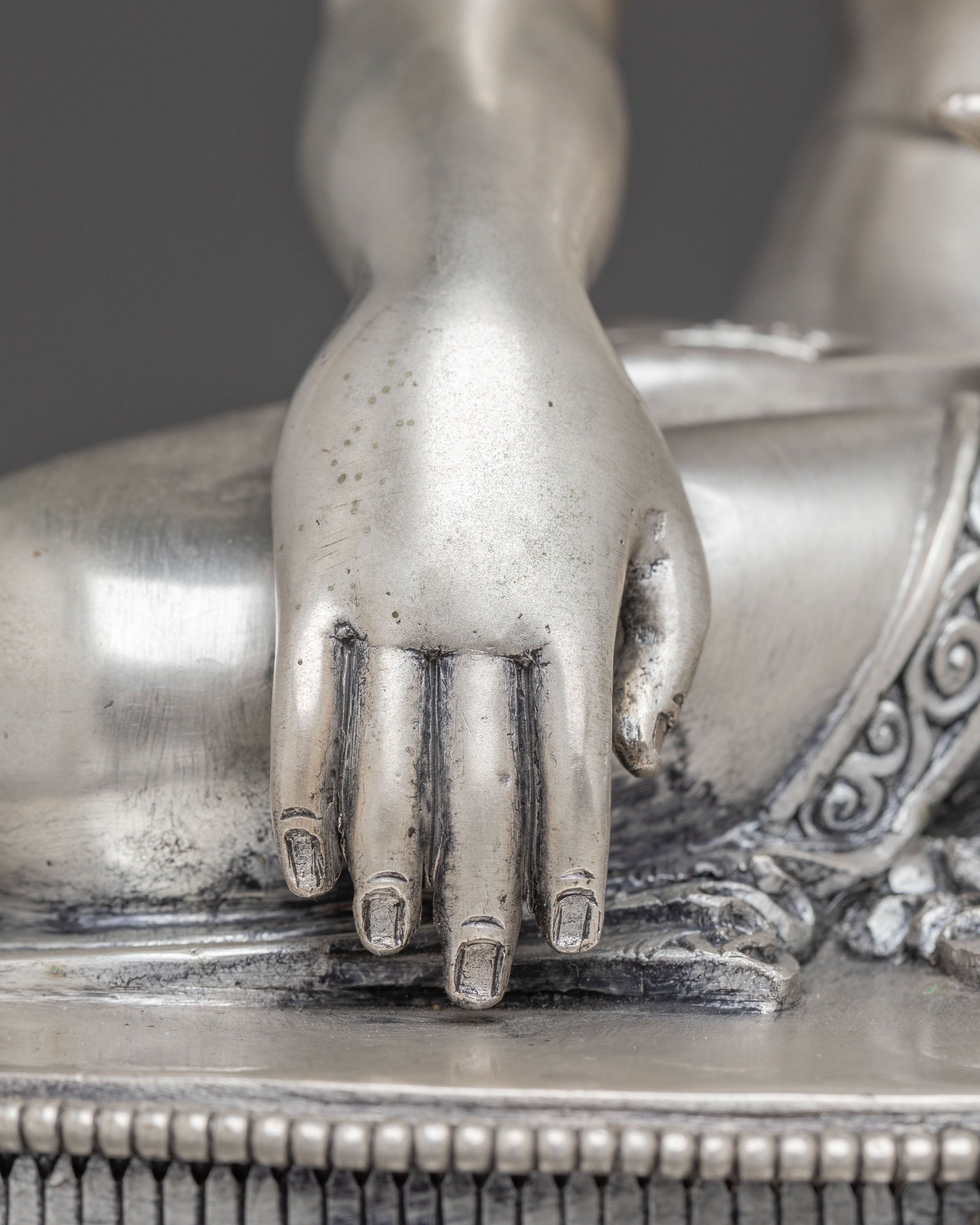 Silver Plated Statue of Buddha Shakyamuni | Symbol of Peace