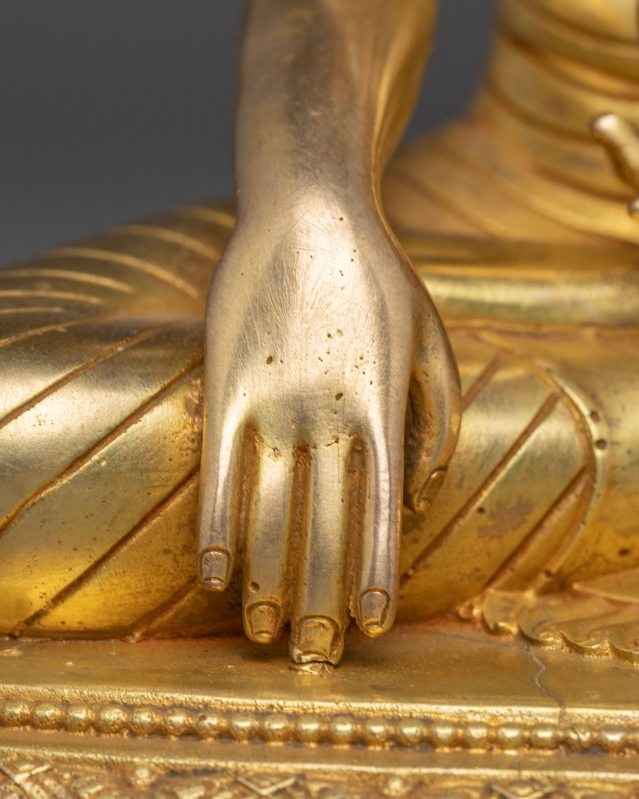 Shakyamuni Buddha Art: Symbol of Wisdom