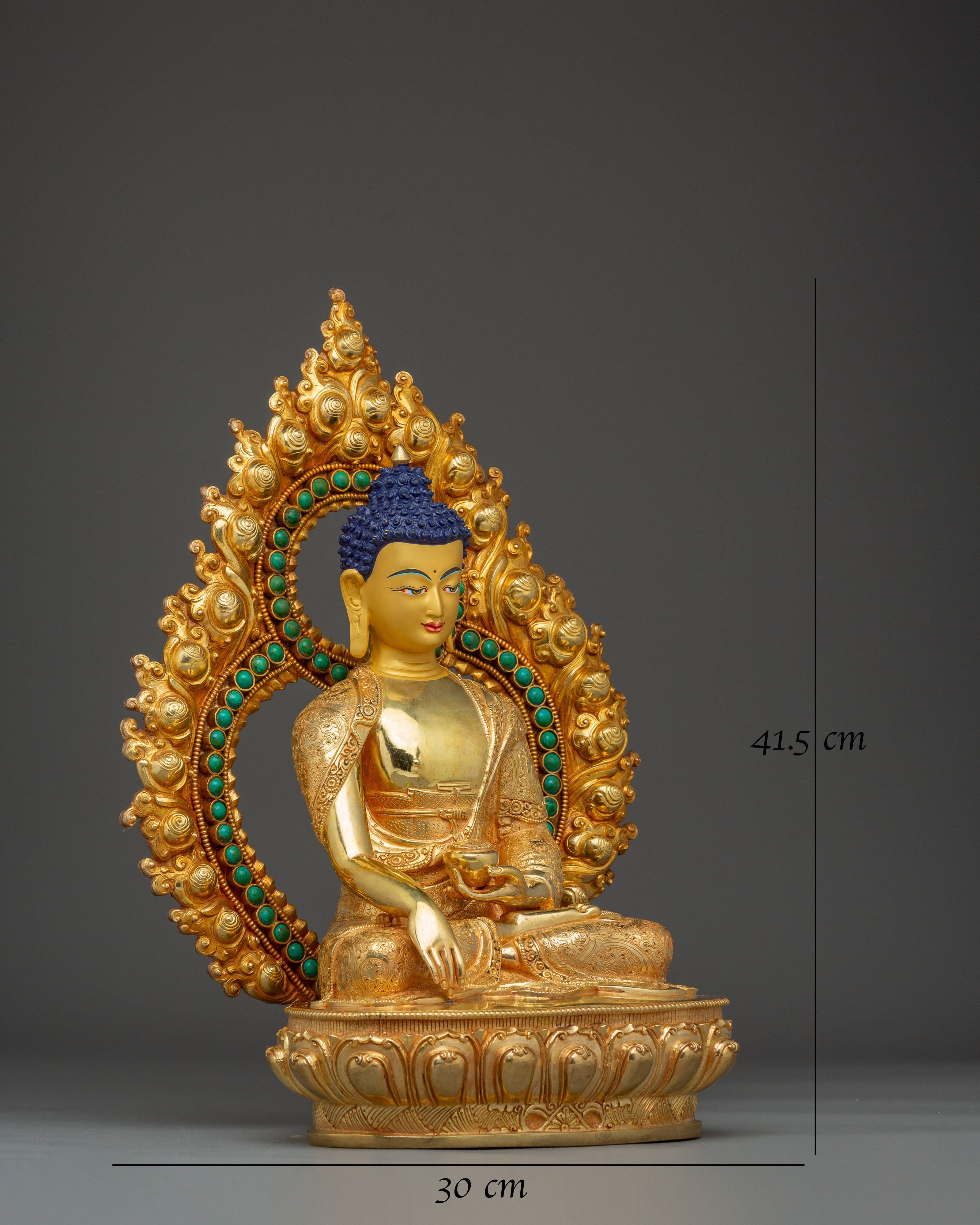 Statue of Buddha Shakyamuni 