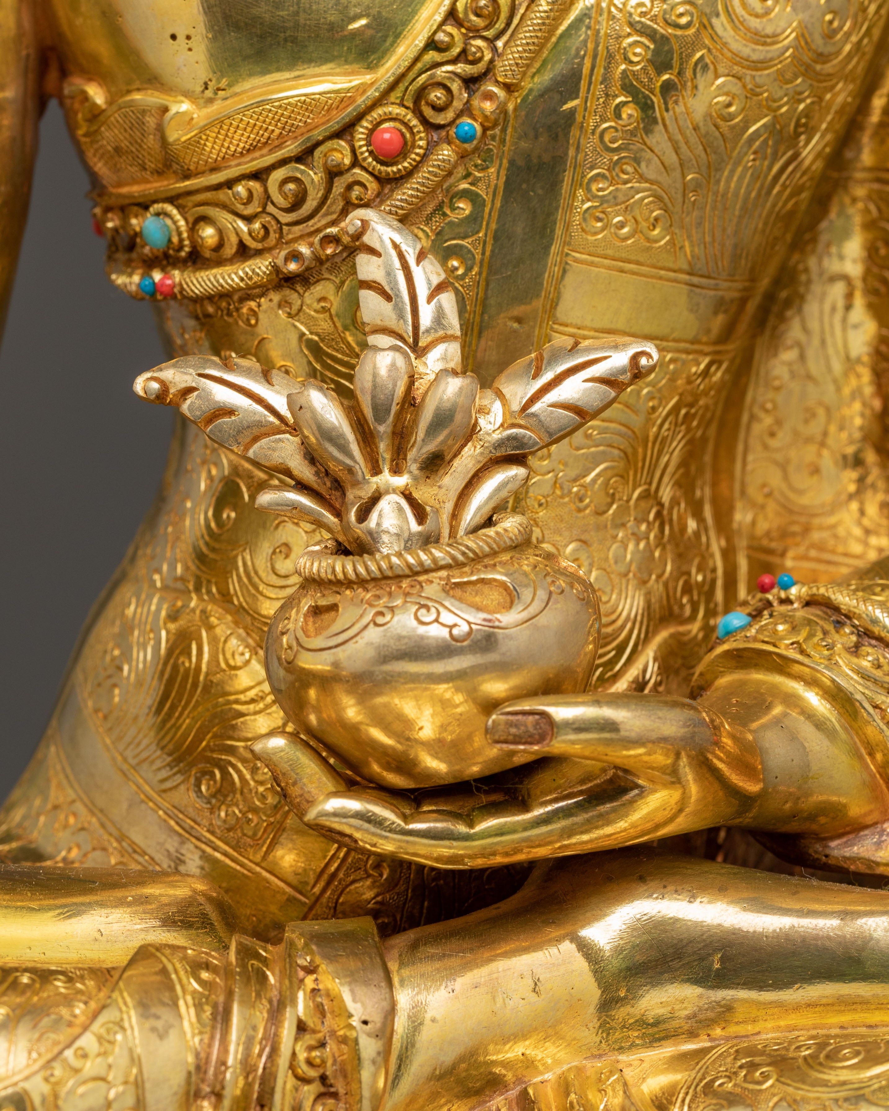 Medicine Buddha Statue: The Spiritual Healer | Bhaisajyaguru Sculpture