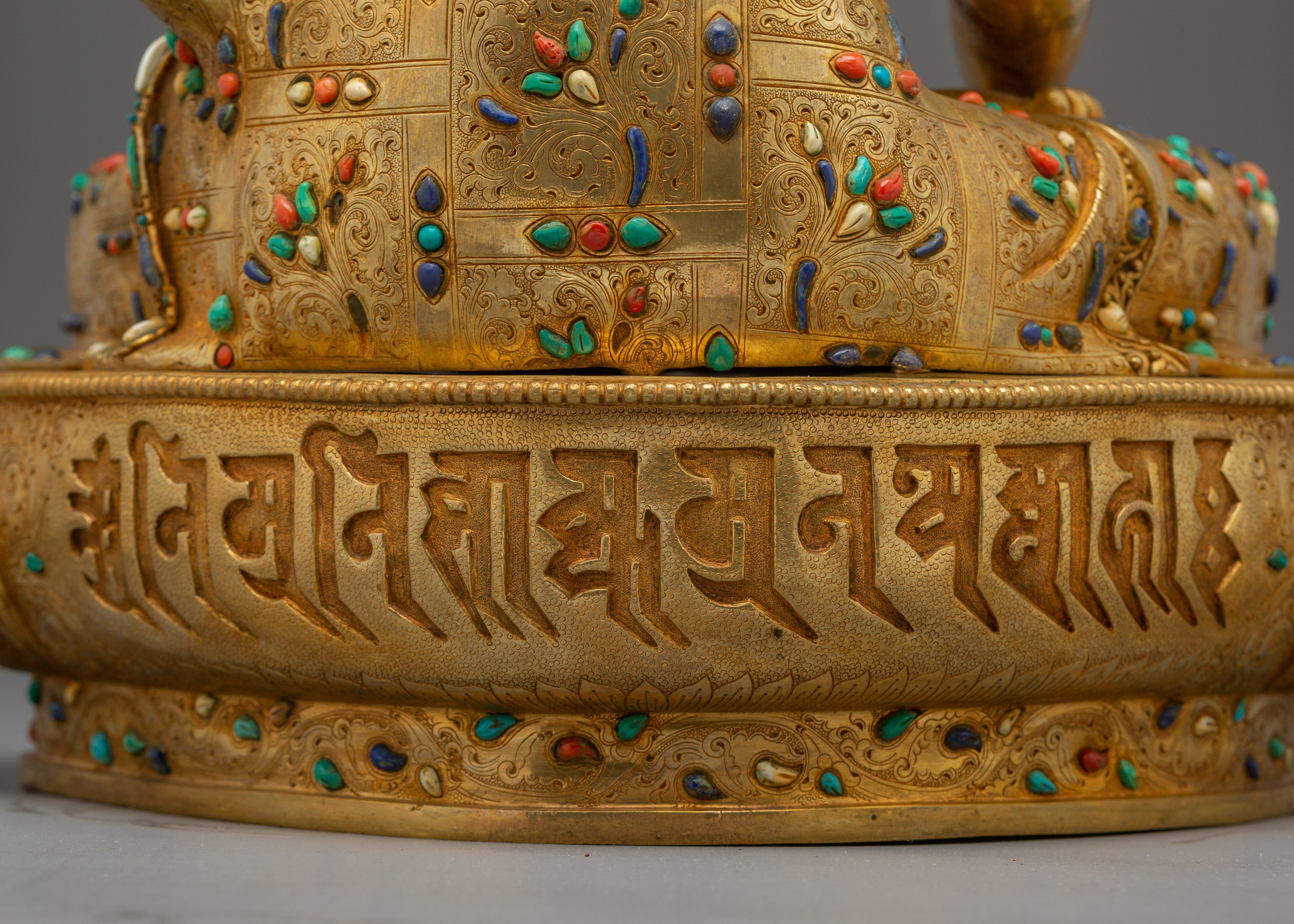 17.7 Inch Shakyamuni Buddha Statue | The Awakened One