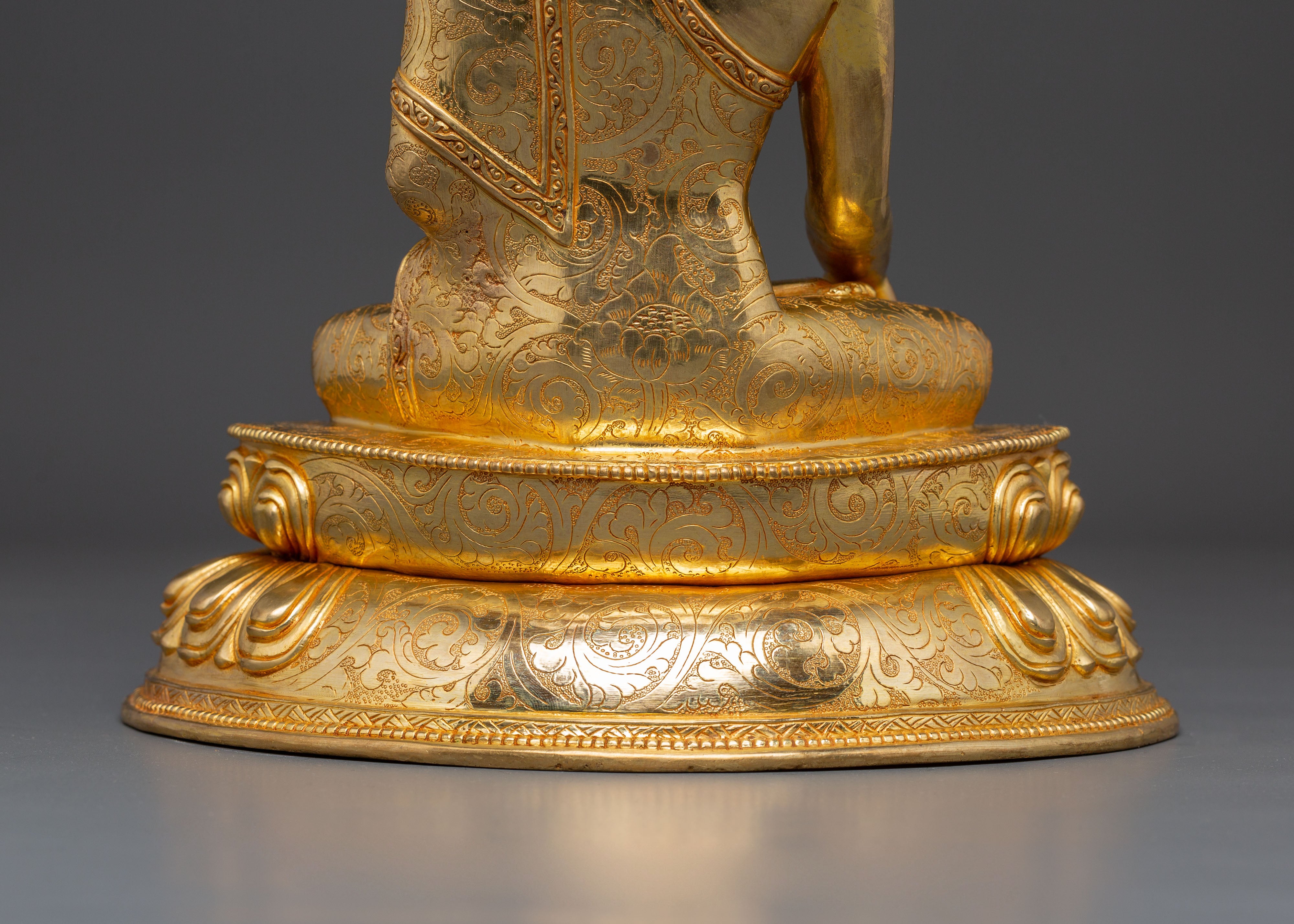 Handmade Himalayan Shakyamuni Buddha Golden Statue | Buddha of Enlightenment