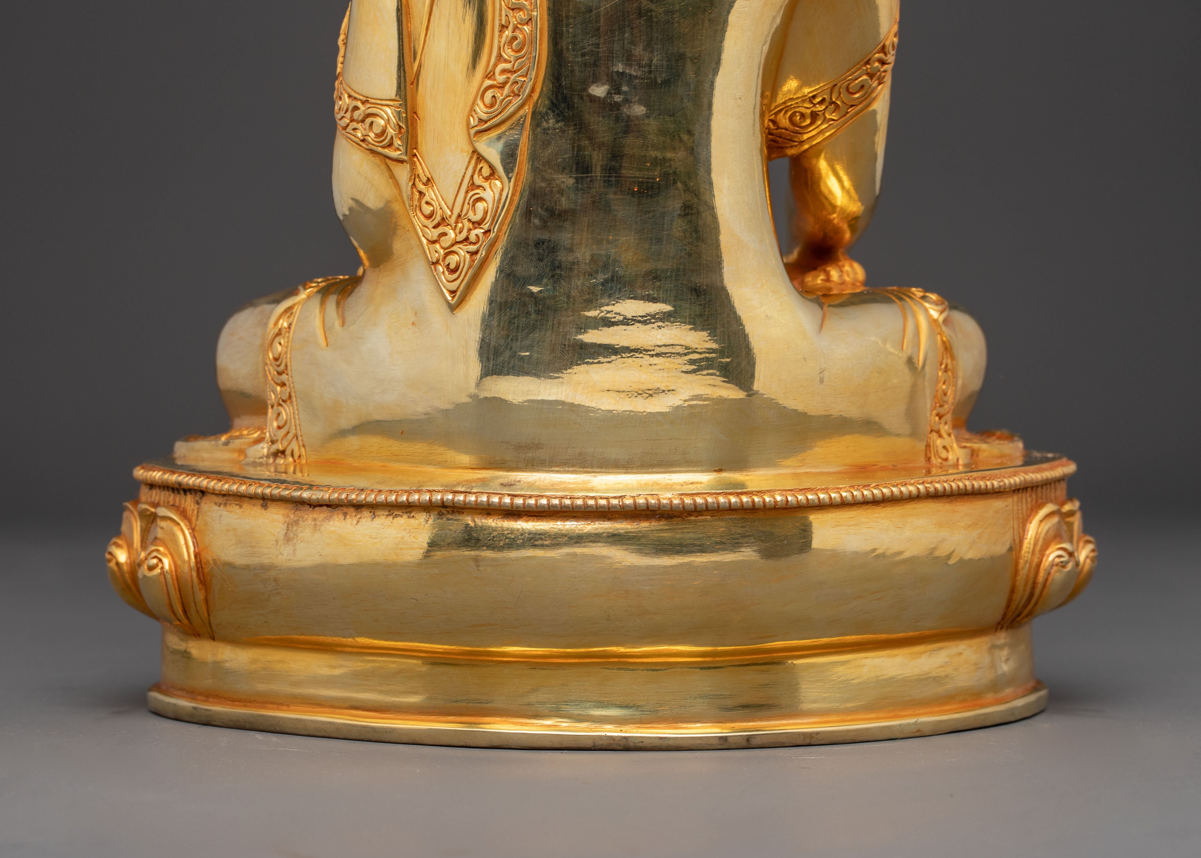 Golden Statue of Shakyamuni Buddha, Founder of Buddhism | The Enlightened One