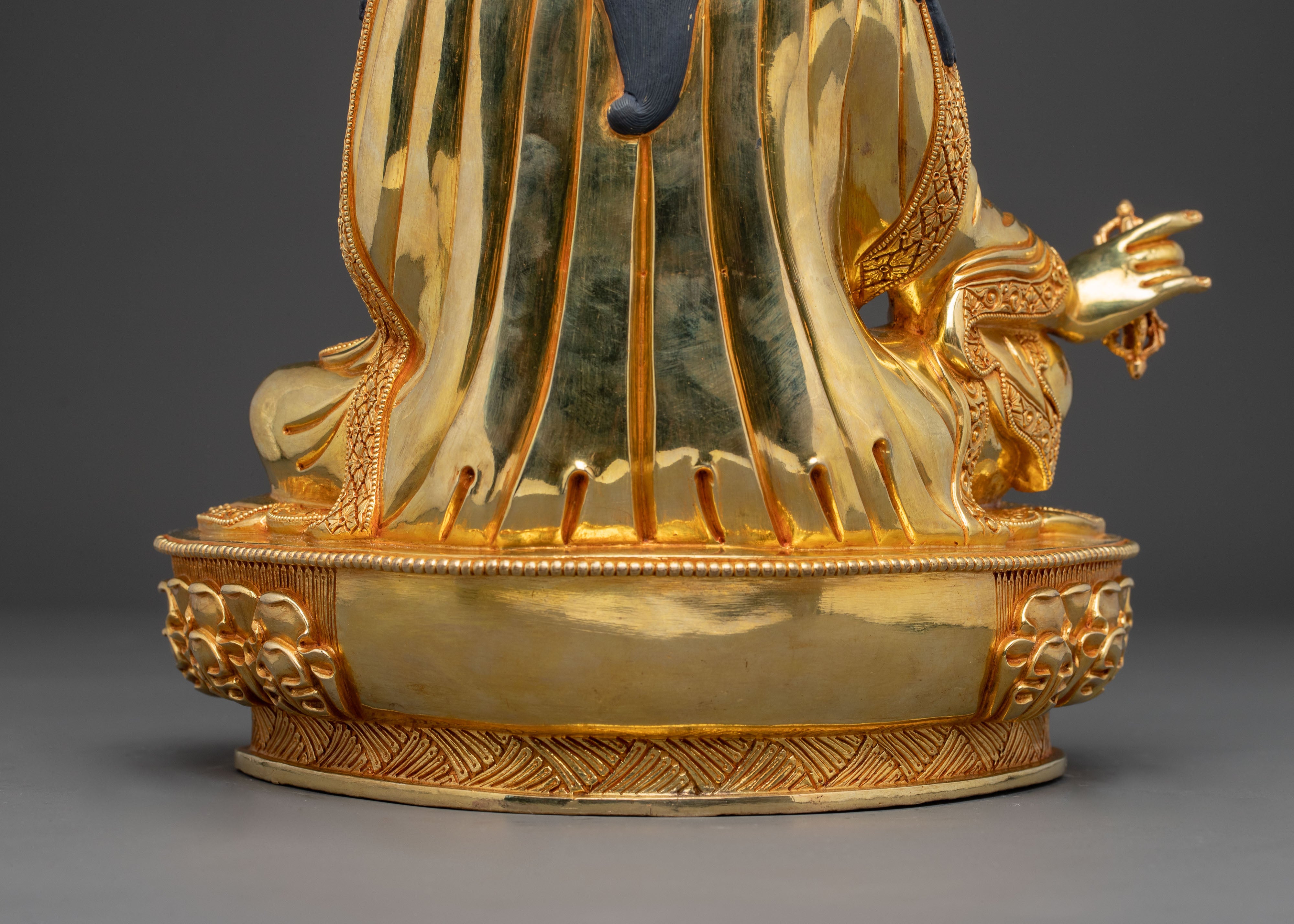 Handcrafted Guru Rinpoche Statue for Meditation | Padmasambhava Figurine