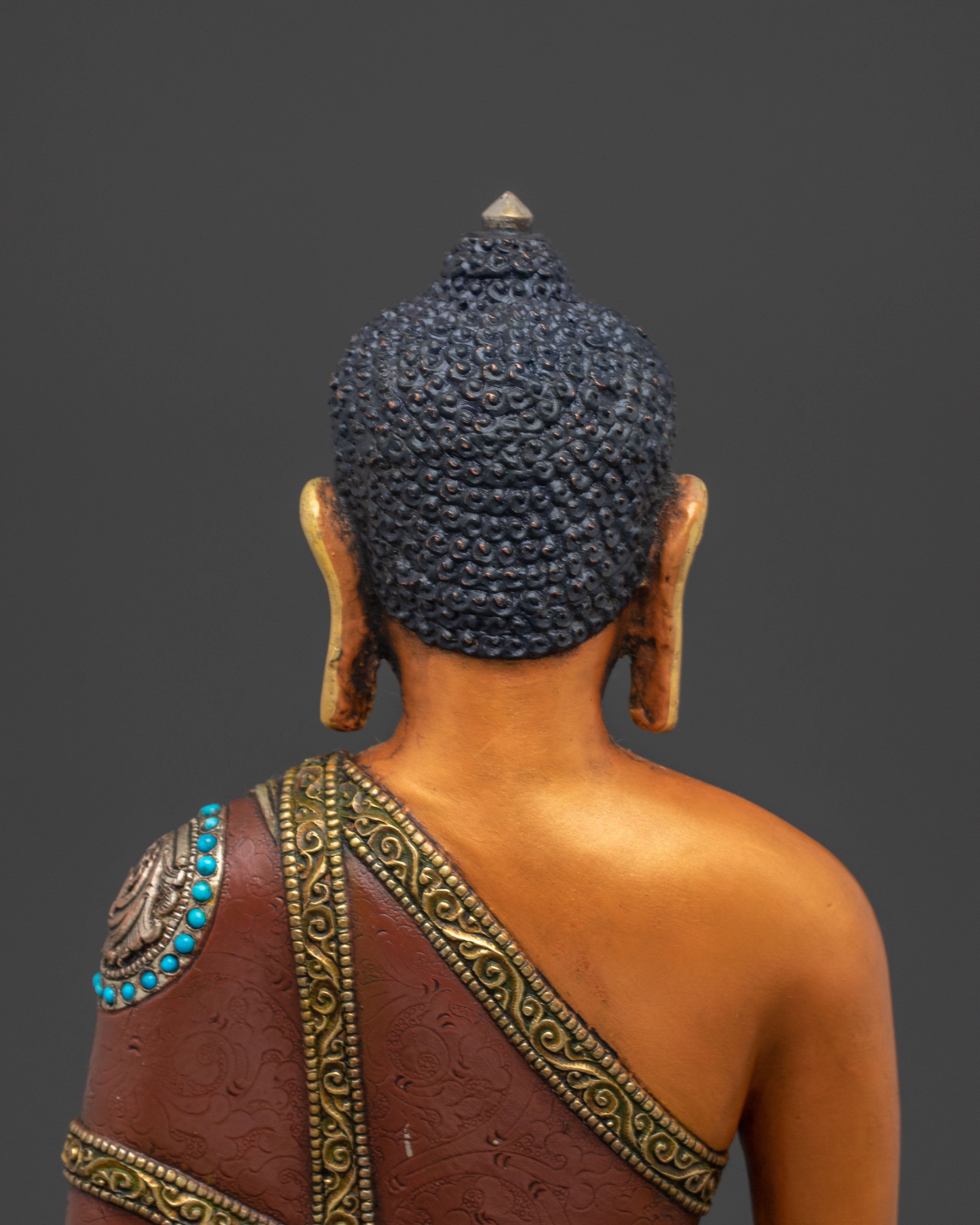 Shakyamuni Buddha Sculpture: Symbol of Wisdom