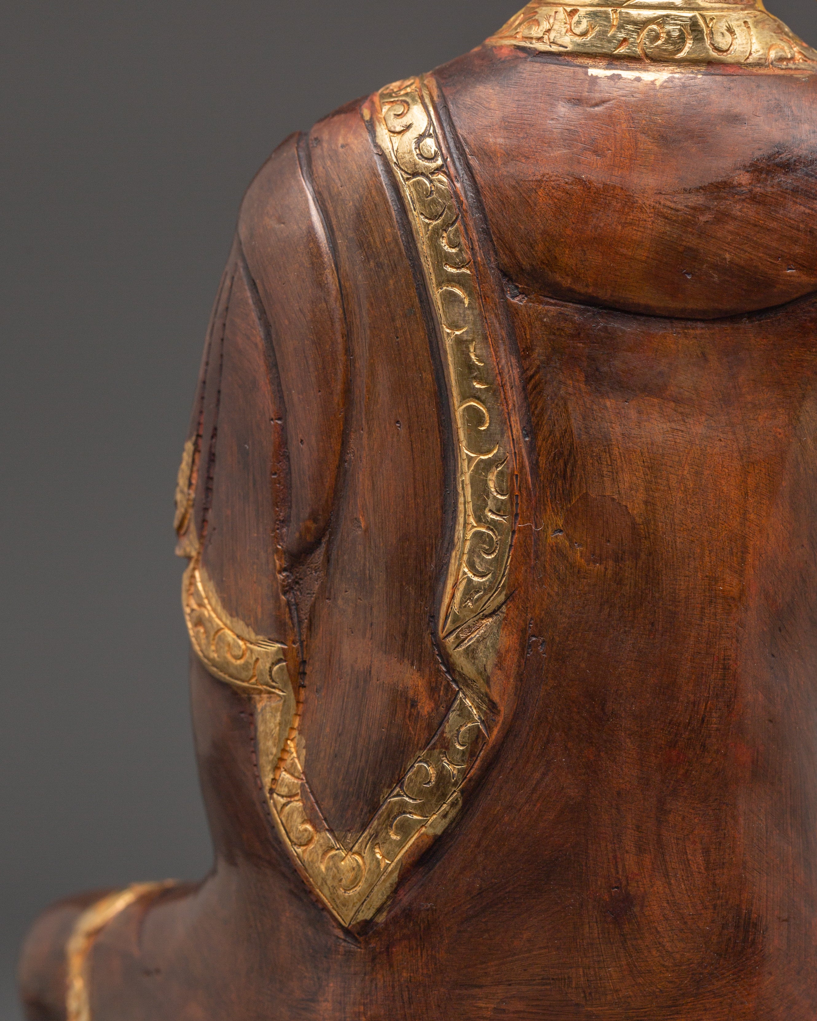 Shakyamuni Buddha Statue: Meditation and Mantra Practice