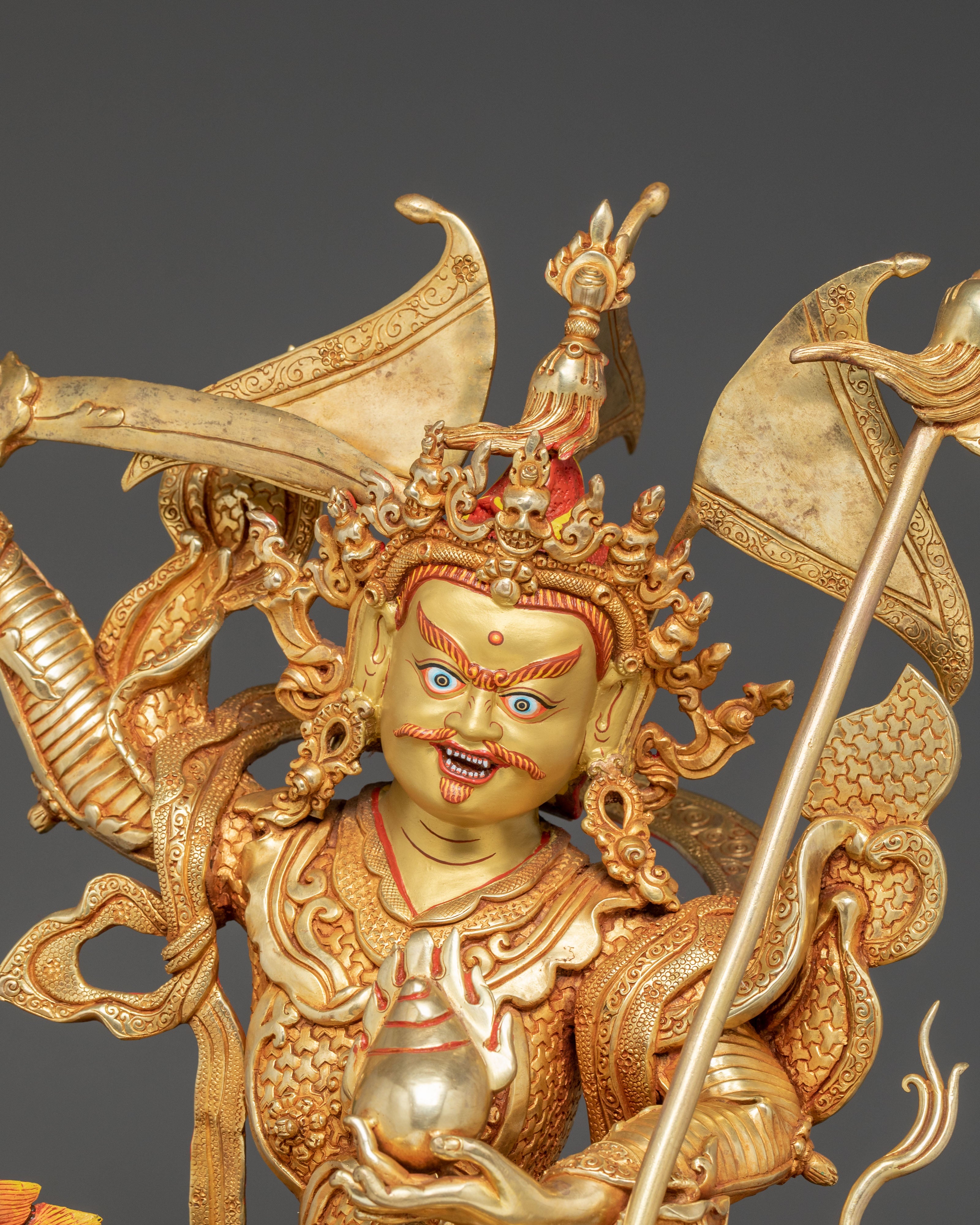 King Gesar Statue: The Lion King of Ling | Nepalese Handcrafted Masterpiece