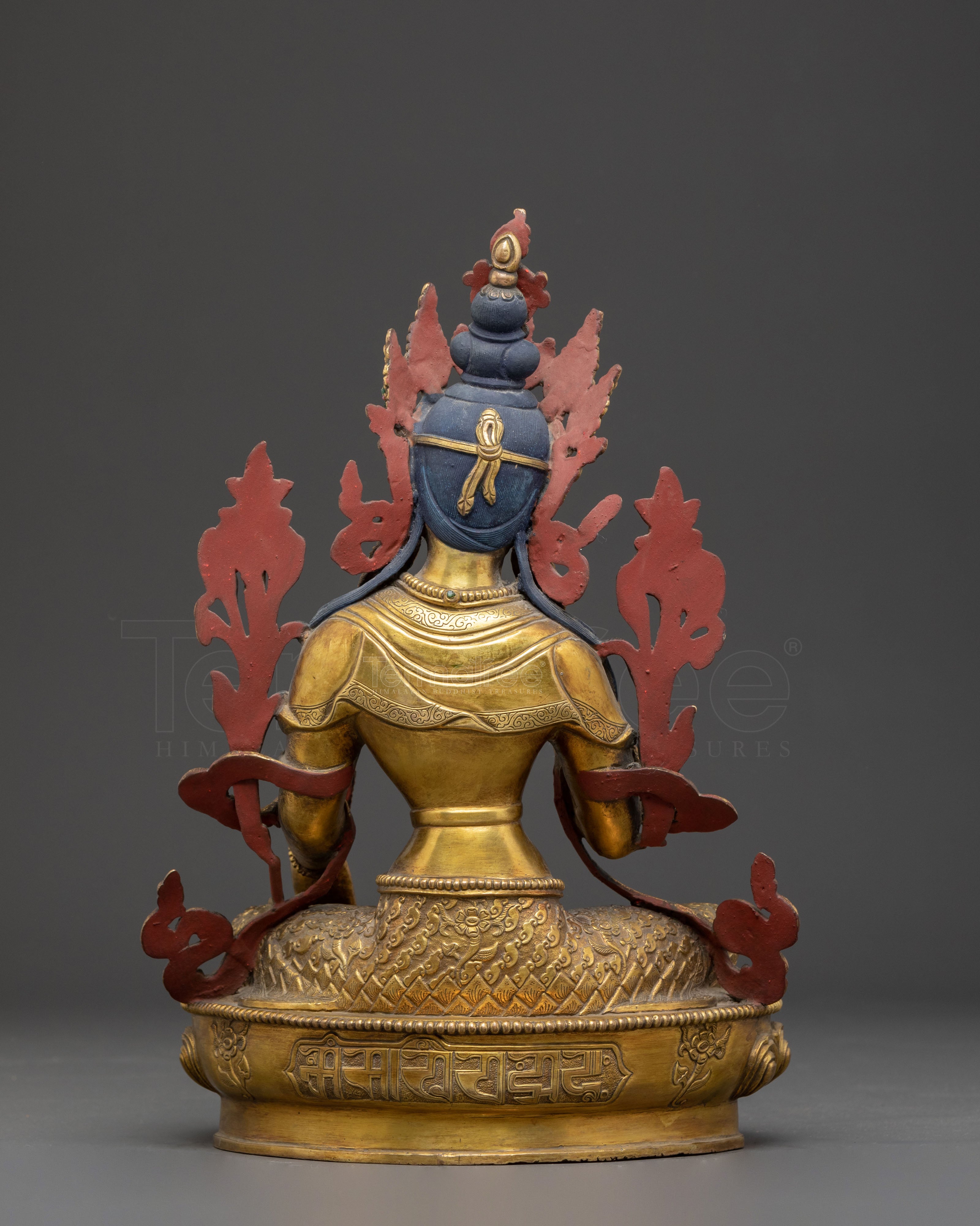 Golden Statue of Bodhisattva Ksitigarbha | Buddhist Protector