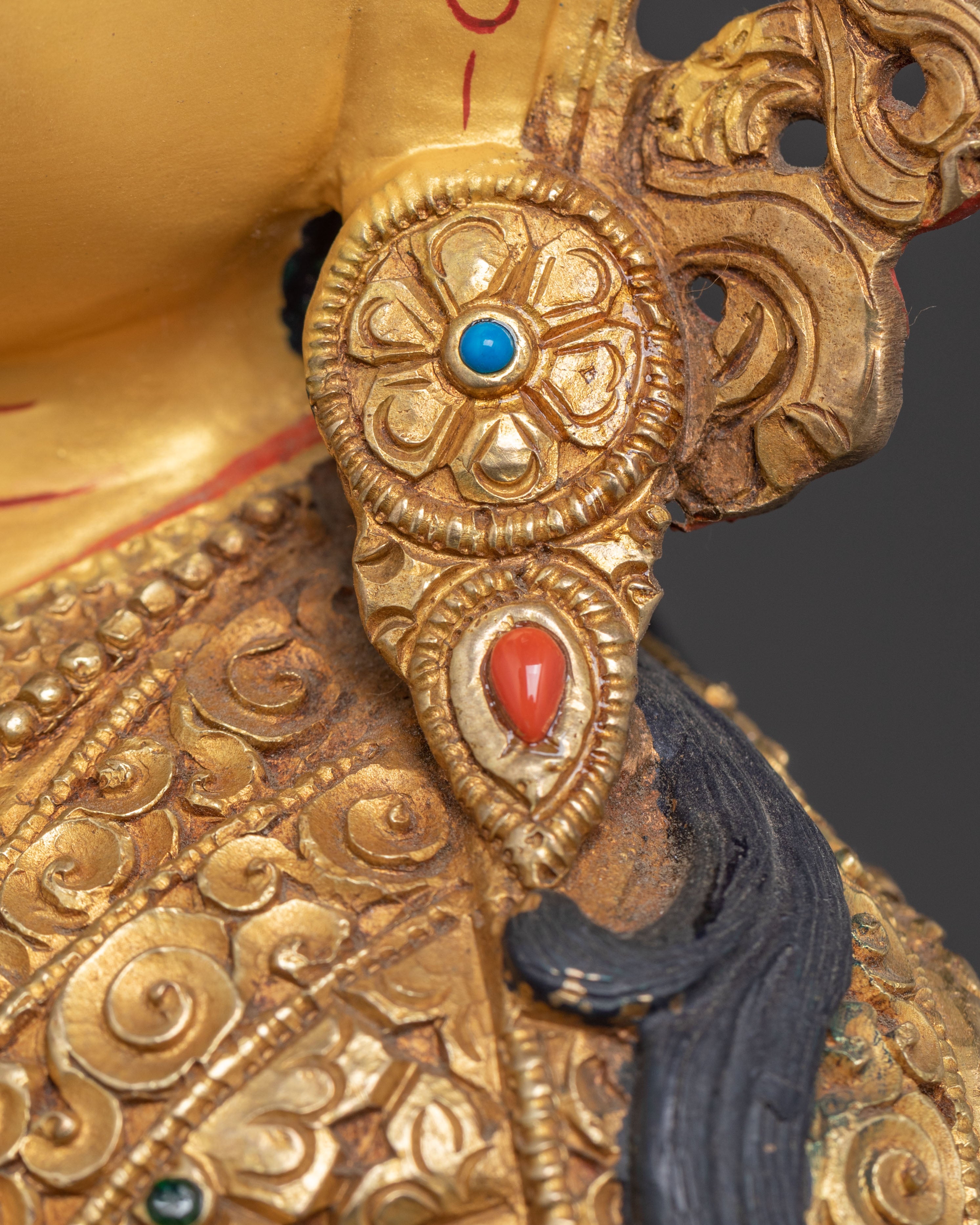 Guru Tsokye Dorje Handmade Statue with Torana : Lotus Born Master