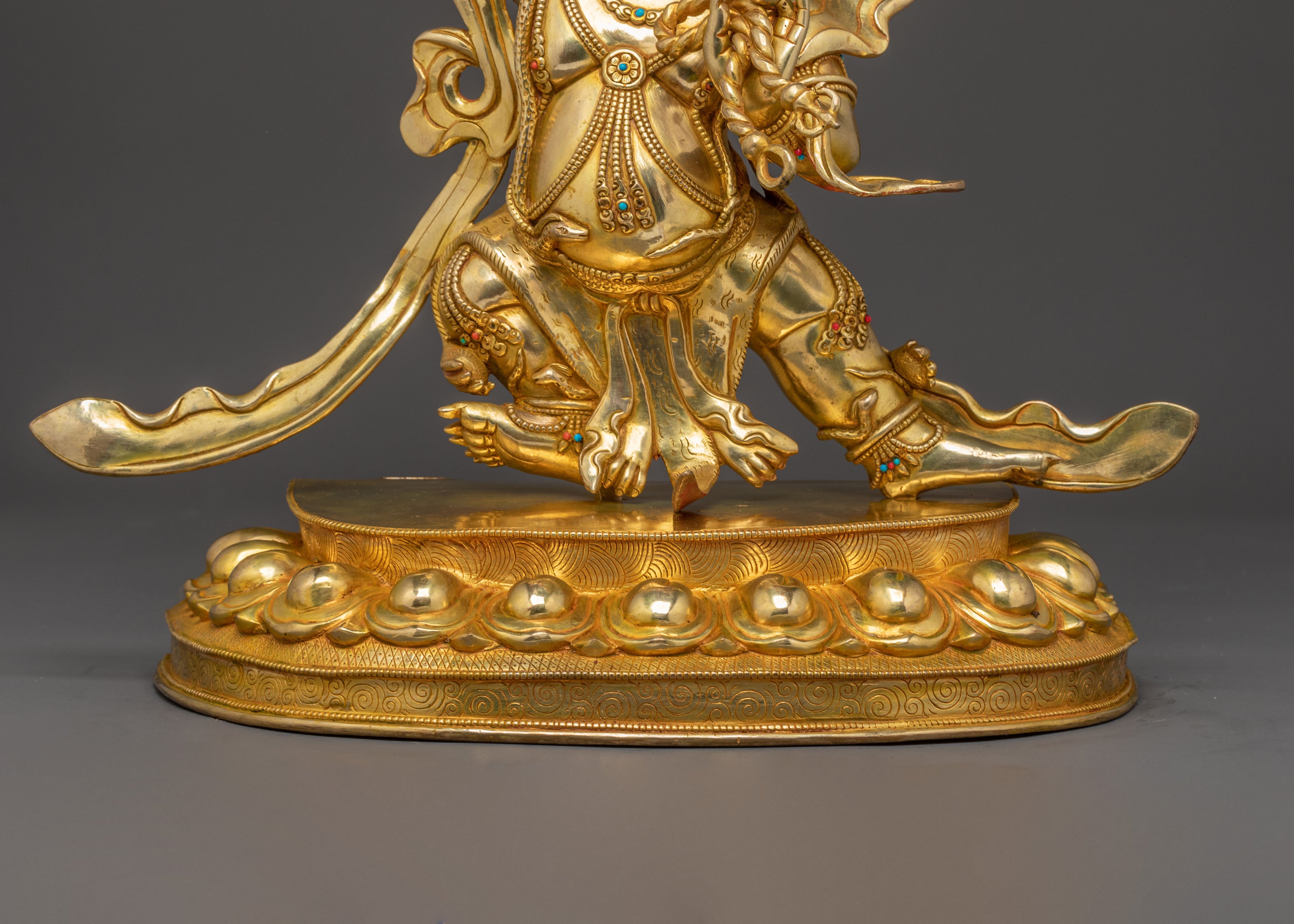 Vajrapani Bodhisattva Golden Statue – Fierce Protector