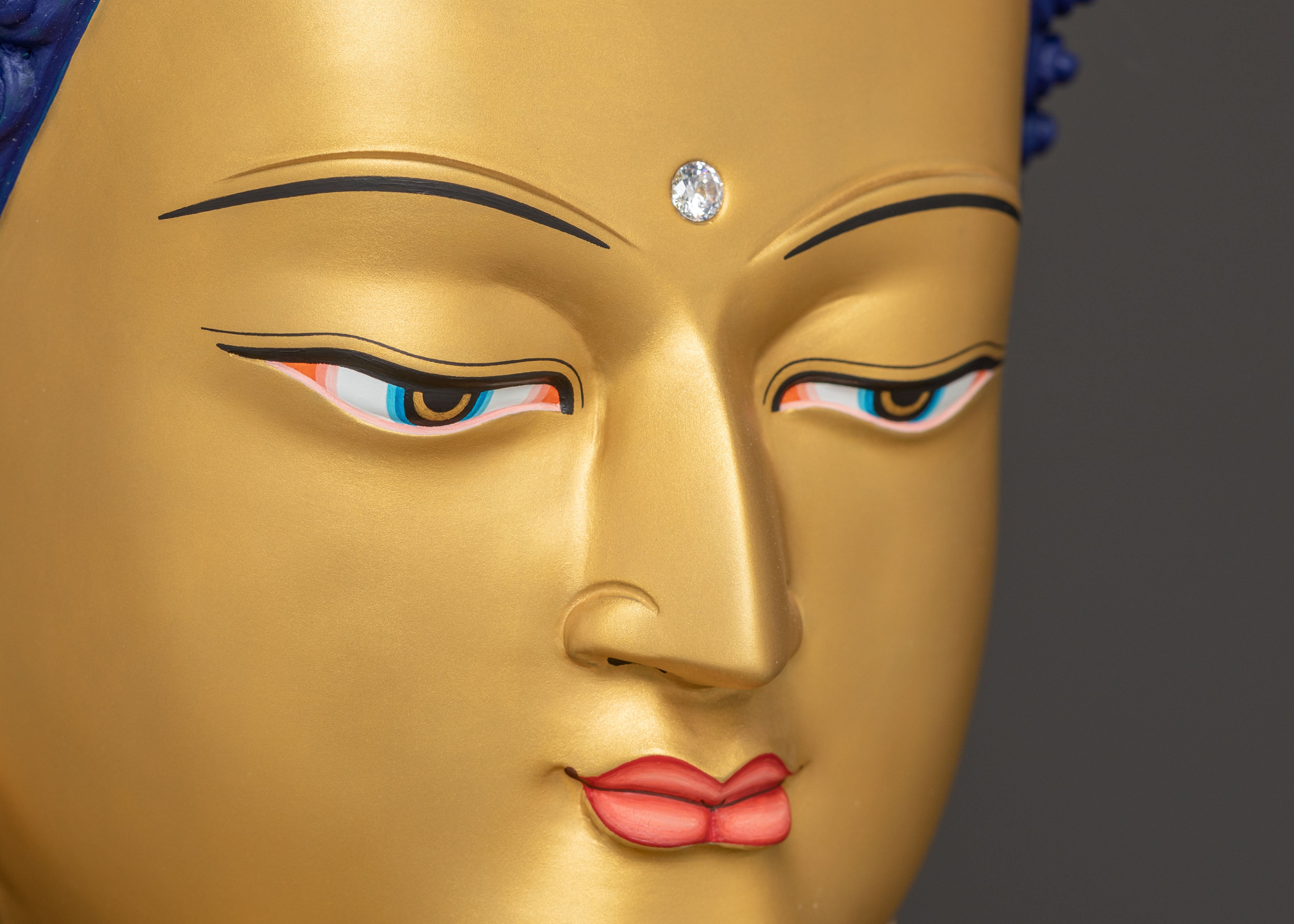 Shakyamuni Buddha Blessed Statue: Exquisite 24K Gold Gilded Statue