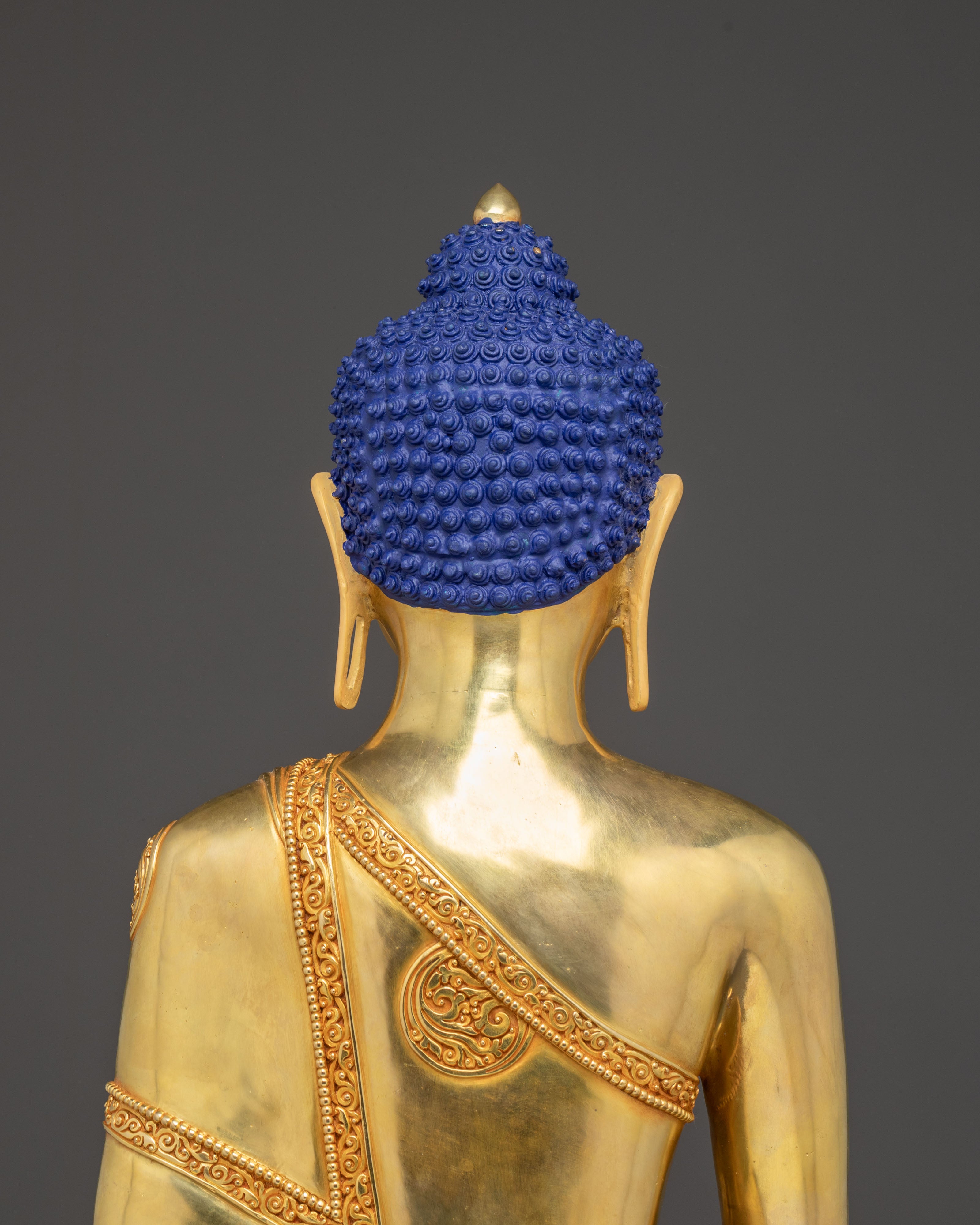 Shakyamuni Buddha Blessed Statue: Exquisite 24K Gold Gilded Statue