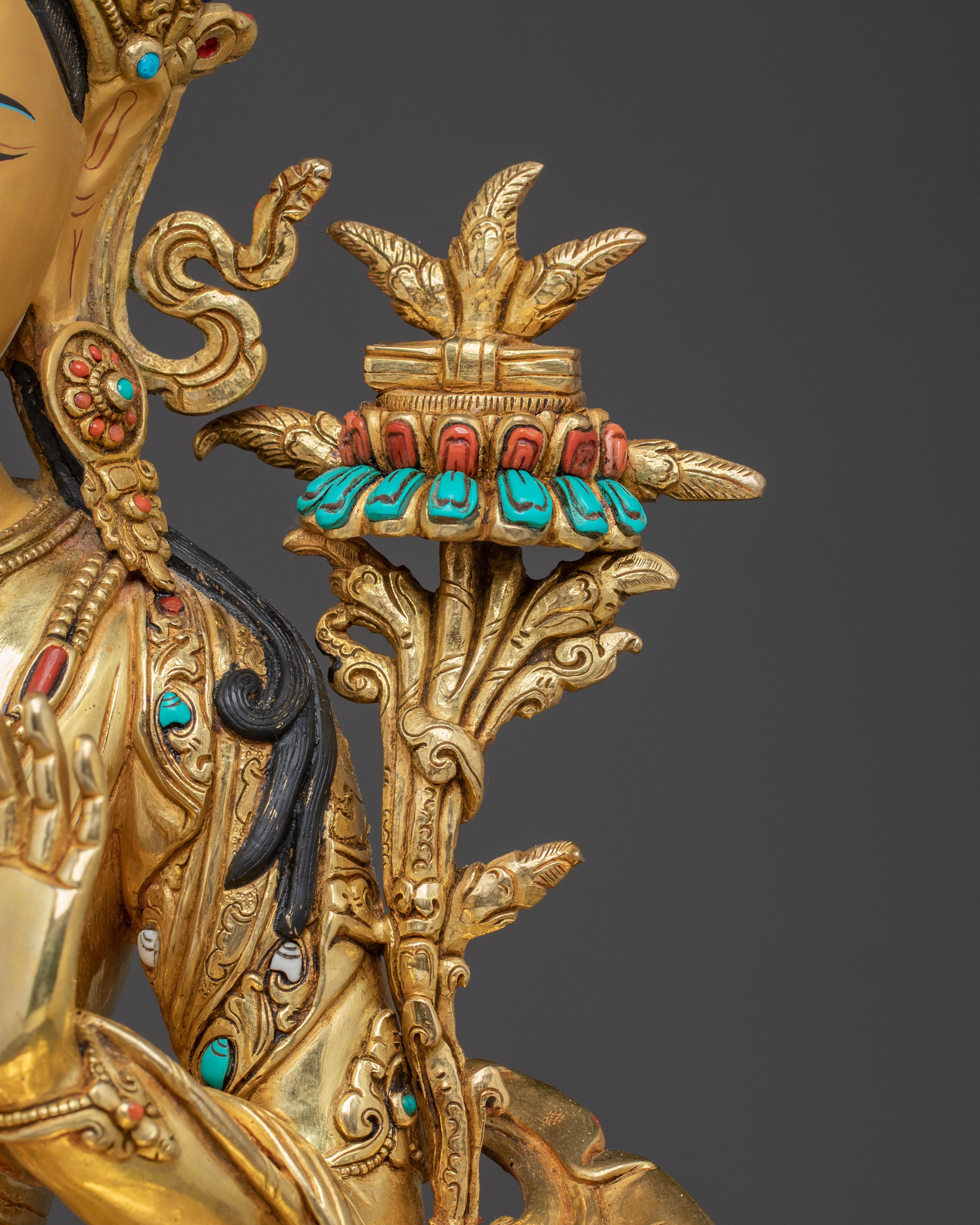 Manjushri Golden Statue: Meditational Decor