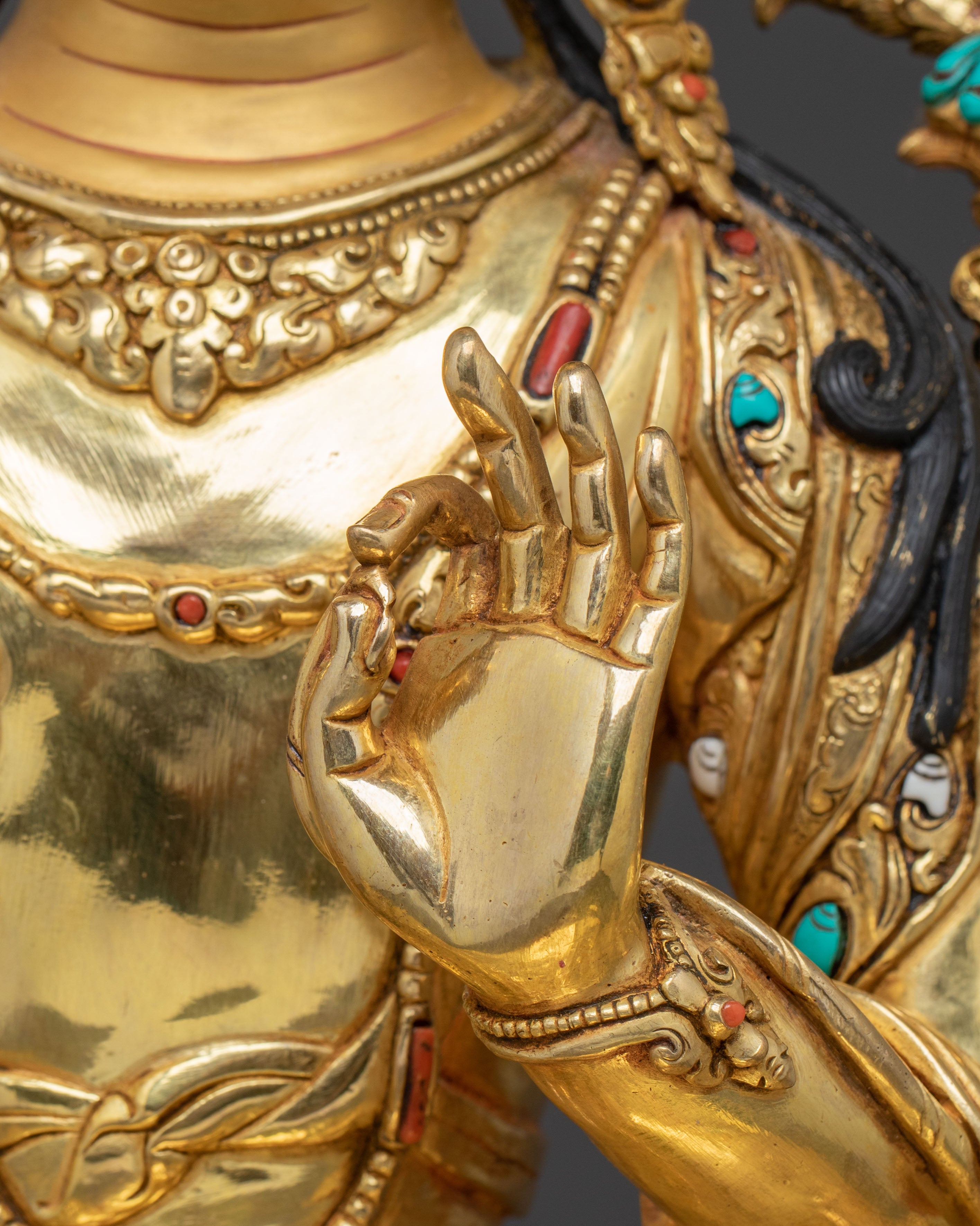 Manjushri Golden Statue: Meditational Decor