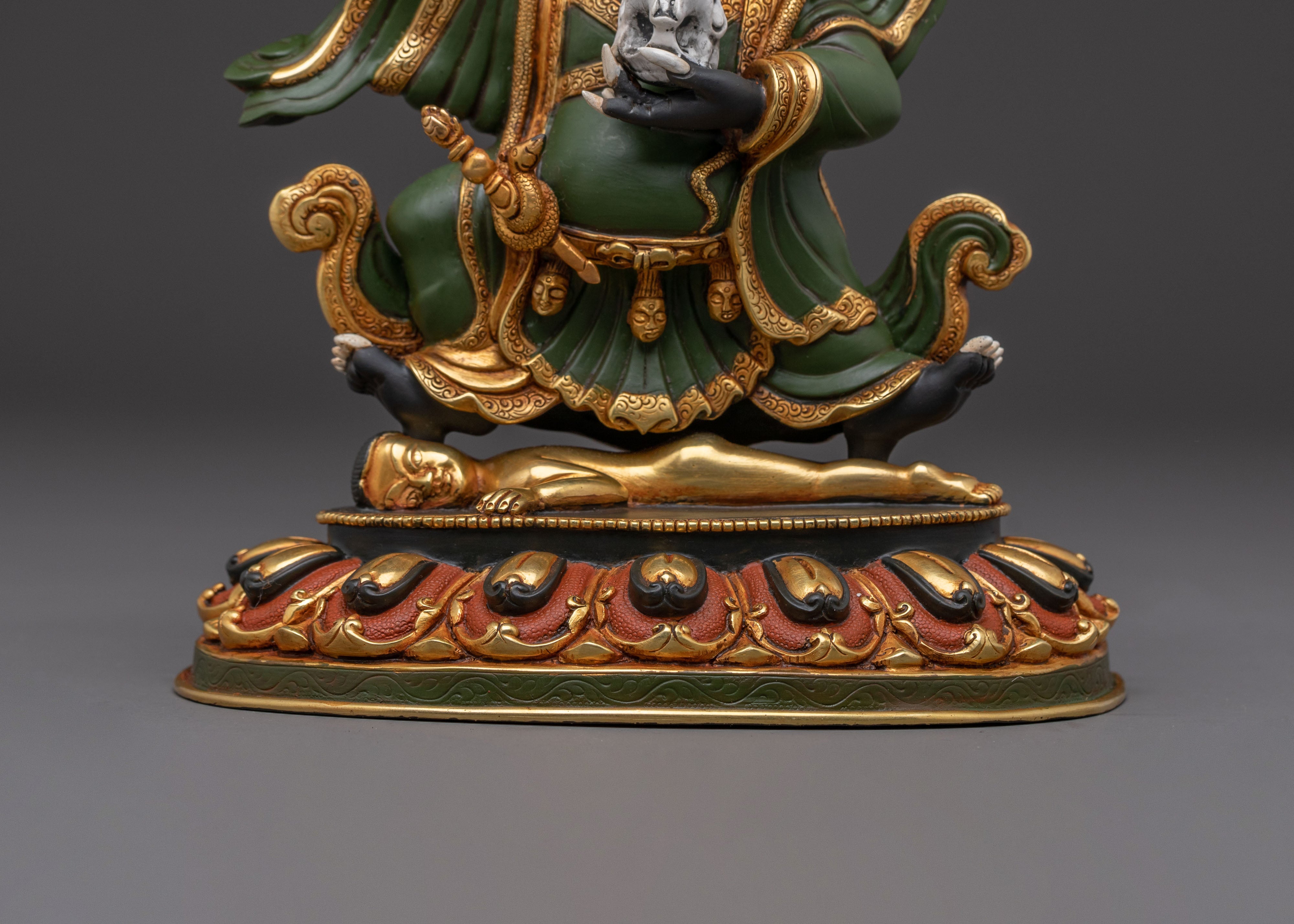 Mahakala Bernagchen Statue | The Divine Protector
