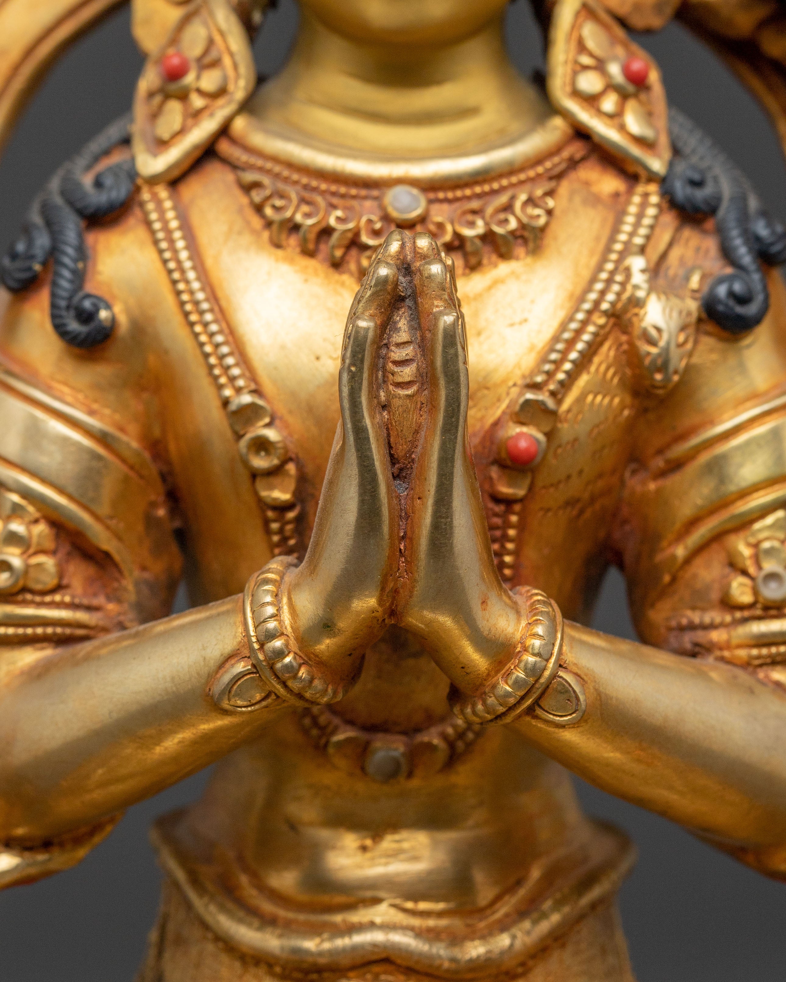 Chenrezig 24k Gold Gilded Statue | Meditational Decor