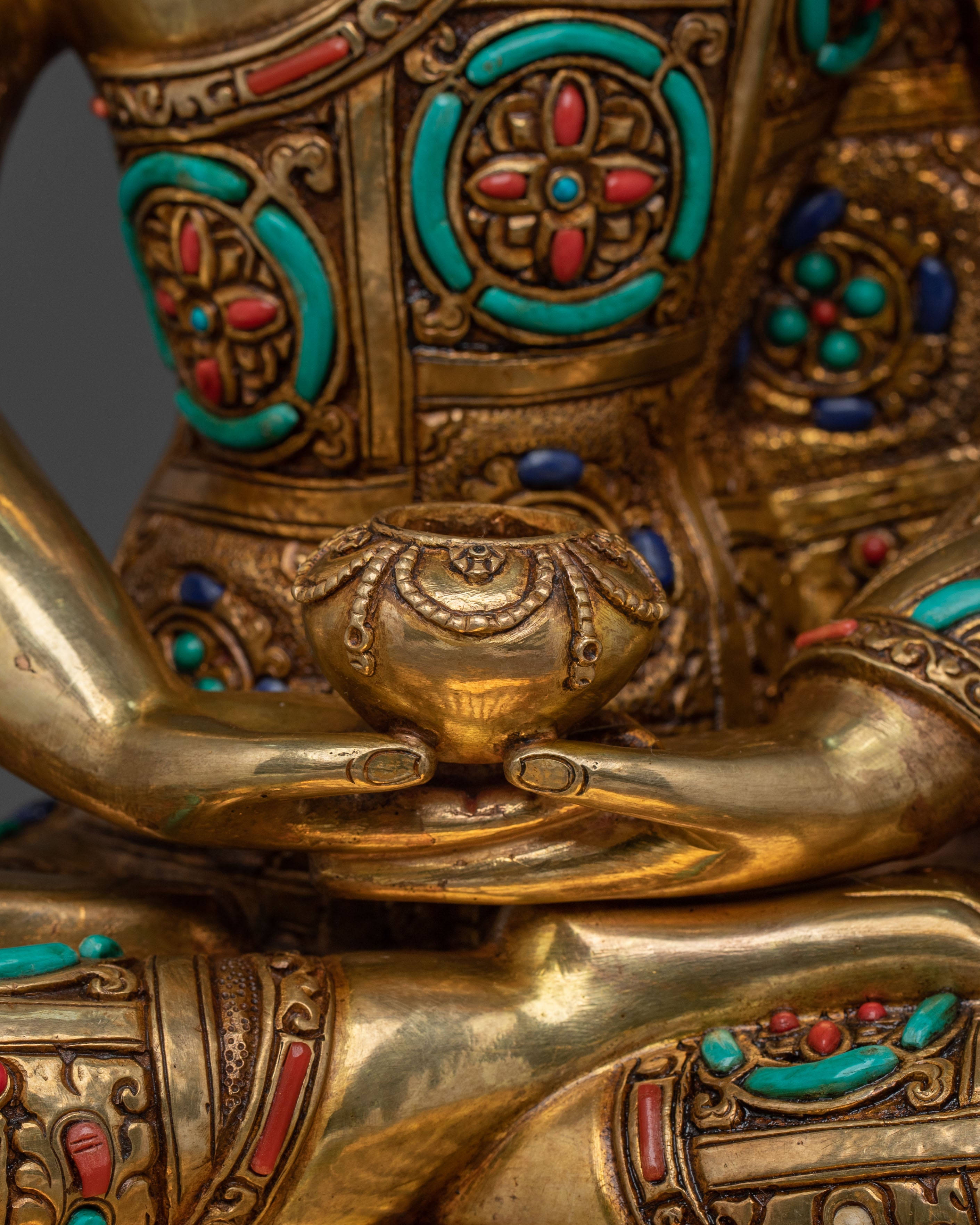 Three Buddhas Statue Set: Exquisite 24K Gold Gilded Figurines