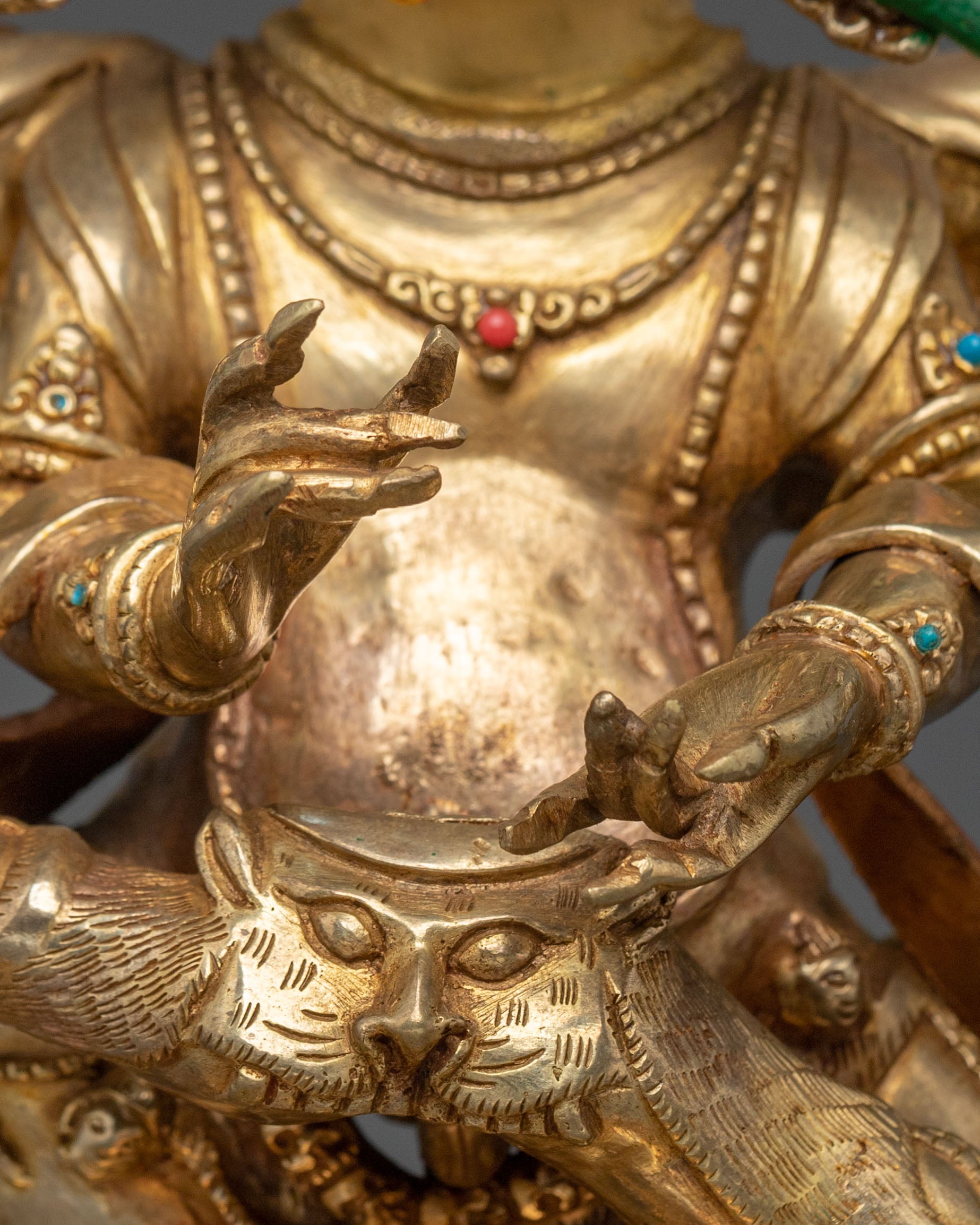 Mahachakra Vajrapani Statue with consort: Home Decor
