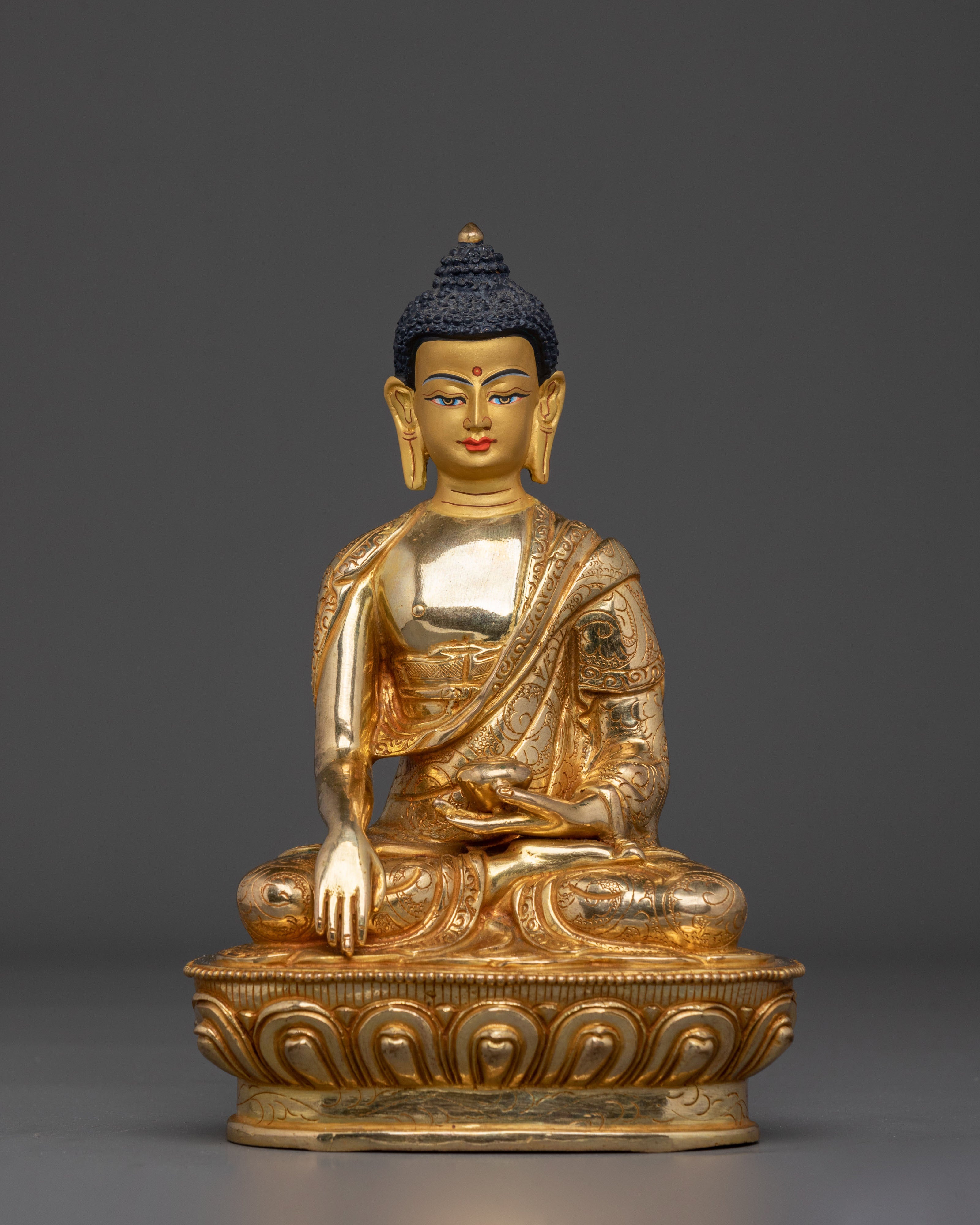 Golden Buddha Statue
