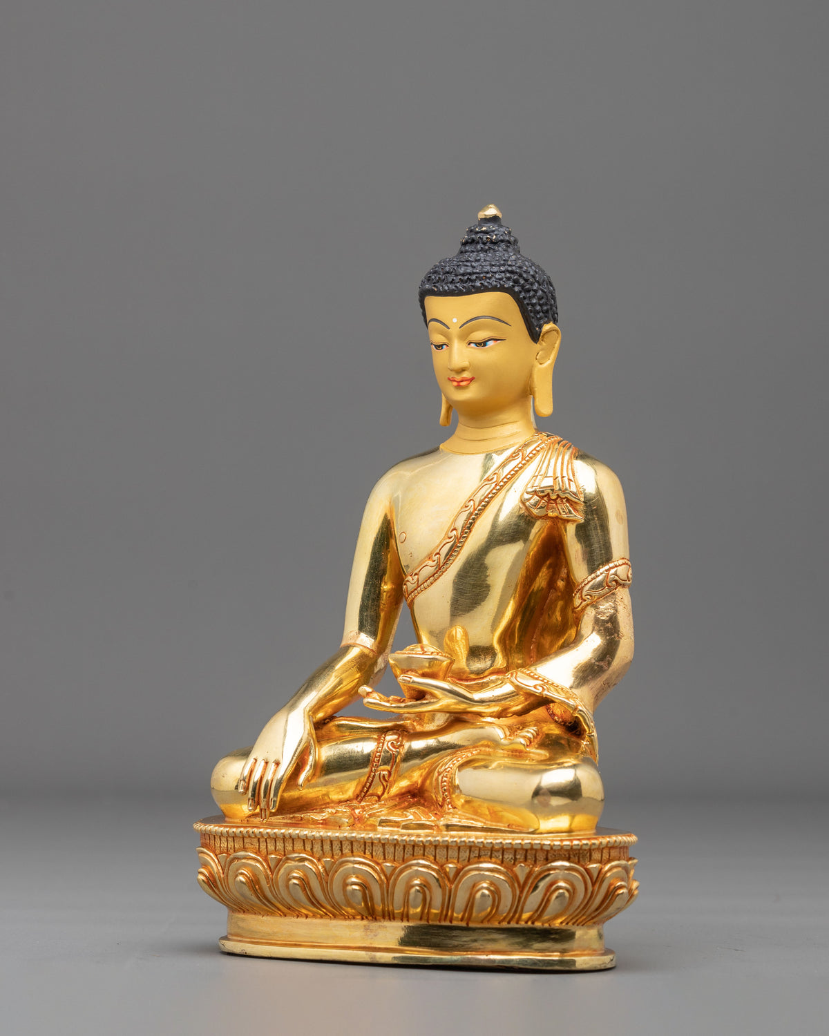 Shakyamuni Buddha Statue for Decoration | Symbol of Peace and Awakening