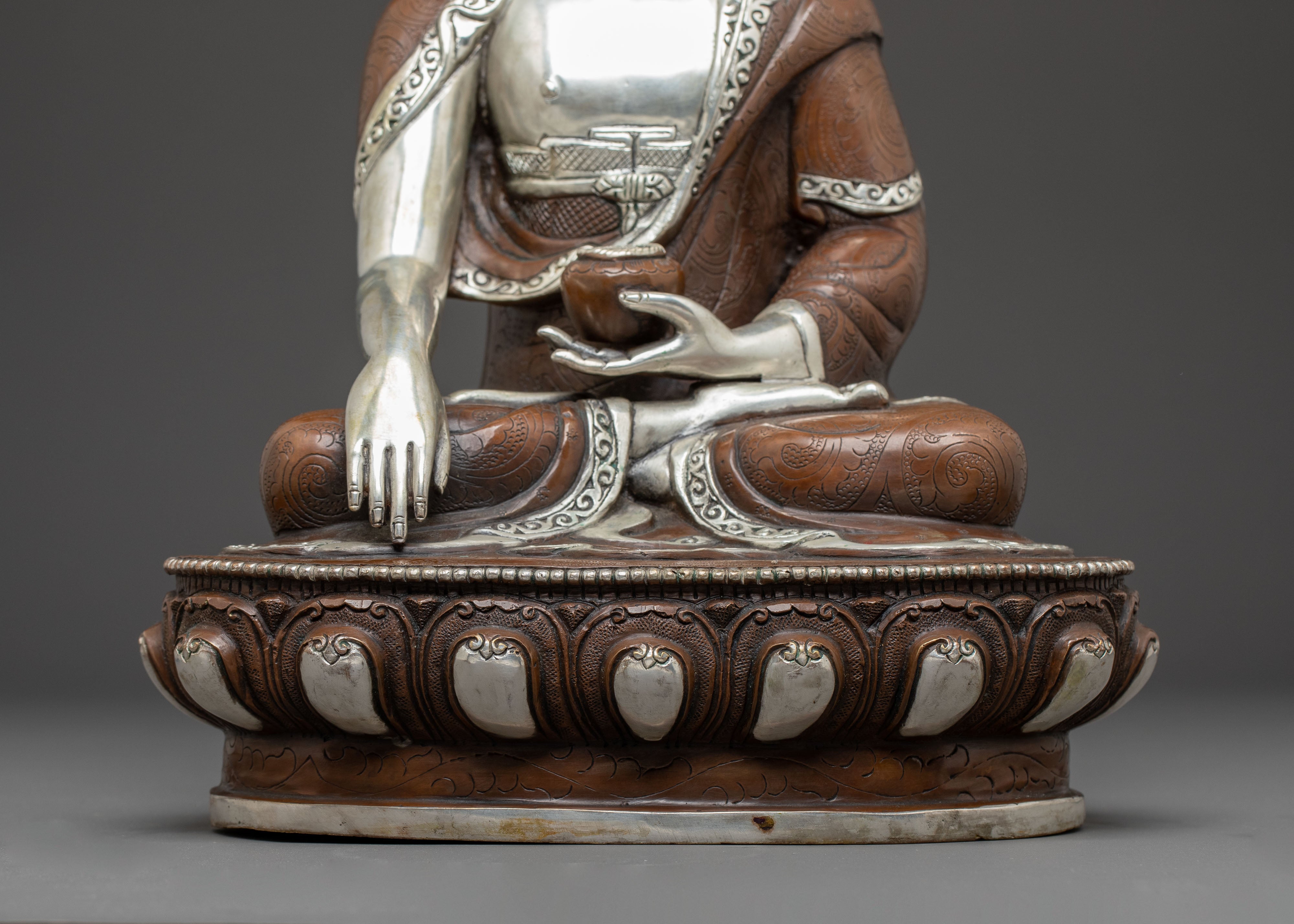 Serene Buddha Shakyamuni Oxidized Copper Statue | Traditional Artwork