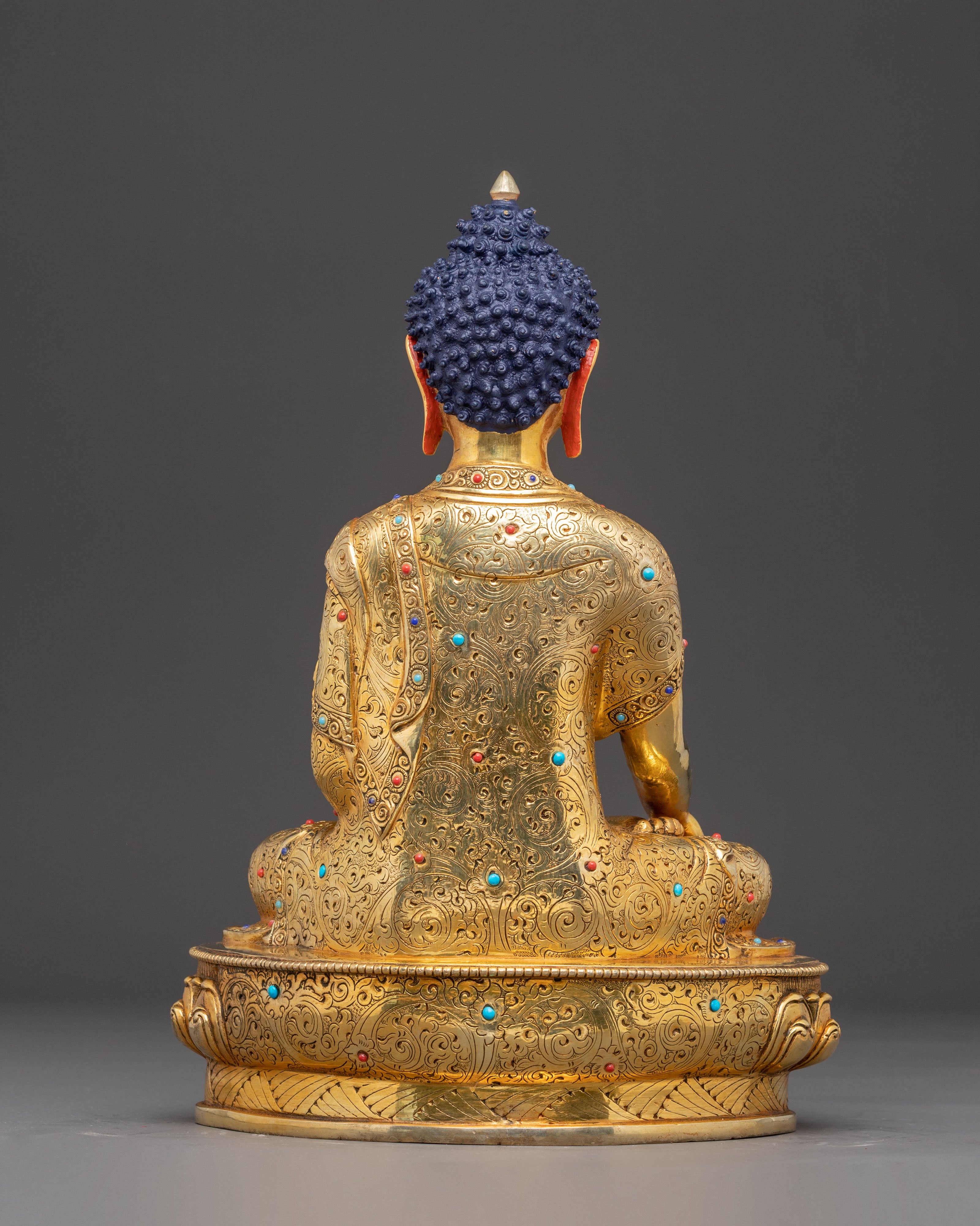 Shakyamuni Buddha Statue: Symbol of Power and Wisdom