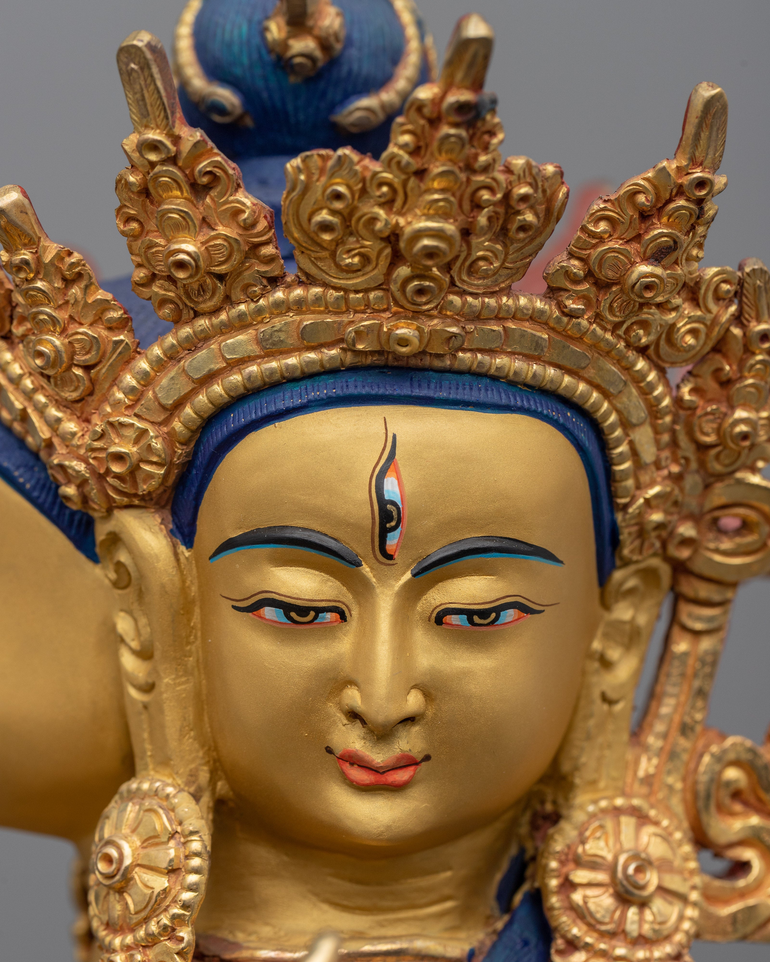 Amoghapasha Lokeshvara Statuette | Traditional Himalayan Artwork of Bodhisattva