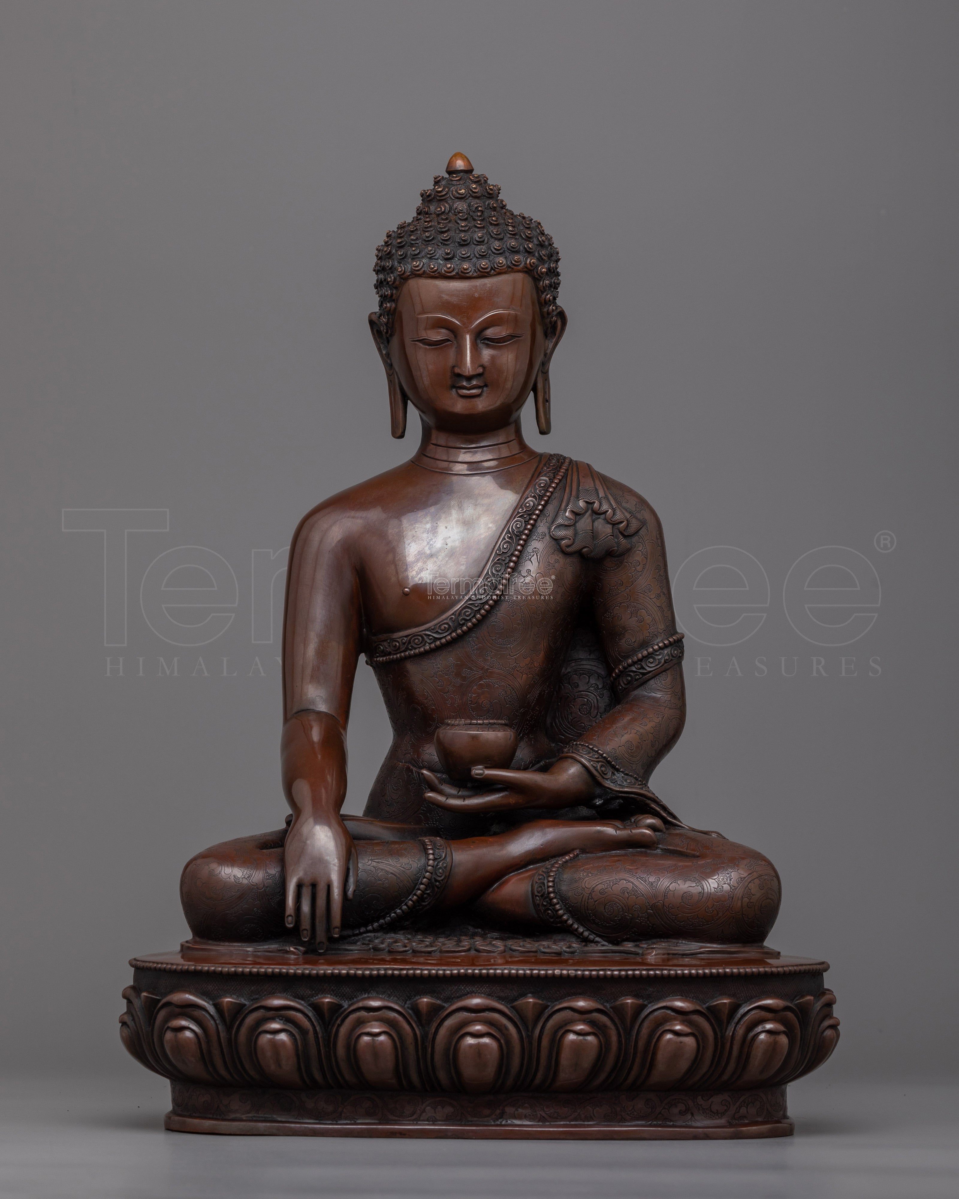Shakyamuni The Great Buddha Statue | The Enlightened One in a Timeless Oxidized Copper Statue