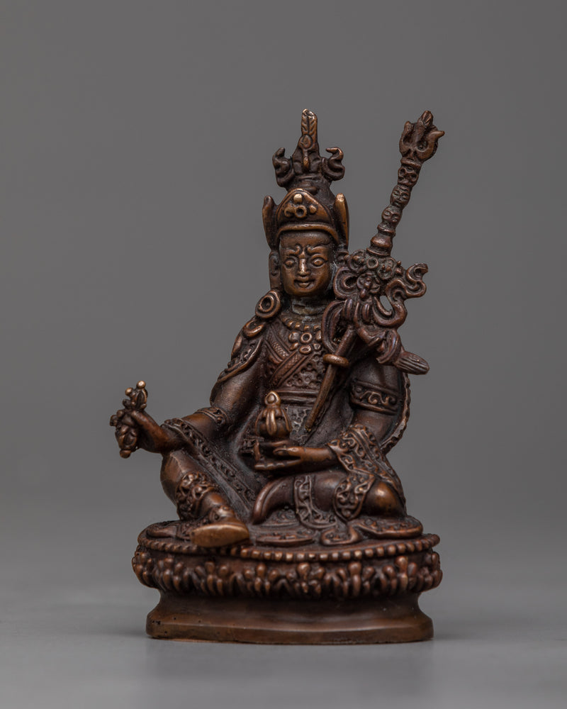 Guru Rinpoche Mini Statue | Iconic Representation of The Deity
