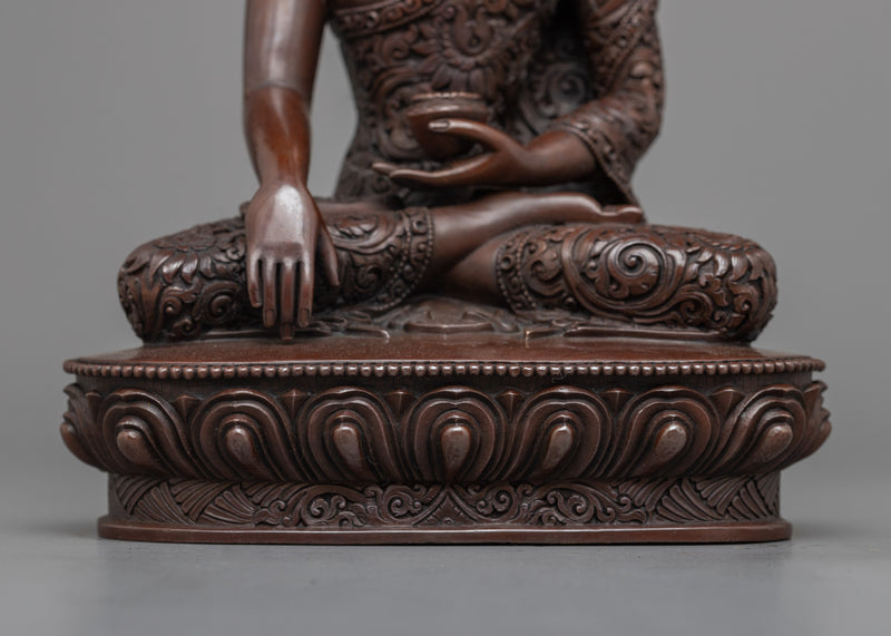 Vintage Shakyamuni Buddha Statue | Experience Timeless Wisdom