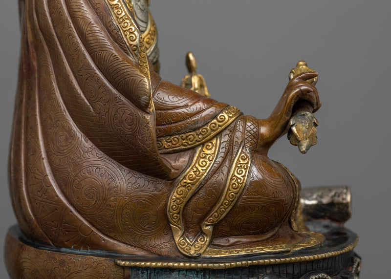 Guru Rinpoche Mantra | The Lotus-Born Master Seated on a Grand Throne