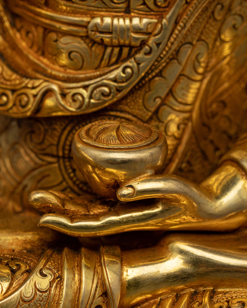 Buddha Shakyamuni Sculpture | 24K Gold Gilded Artwork