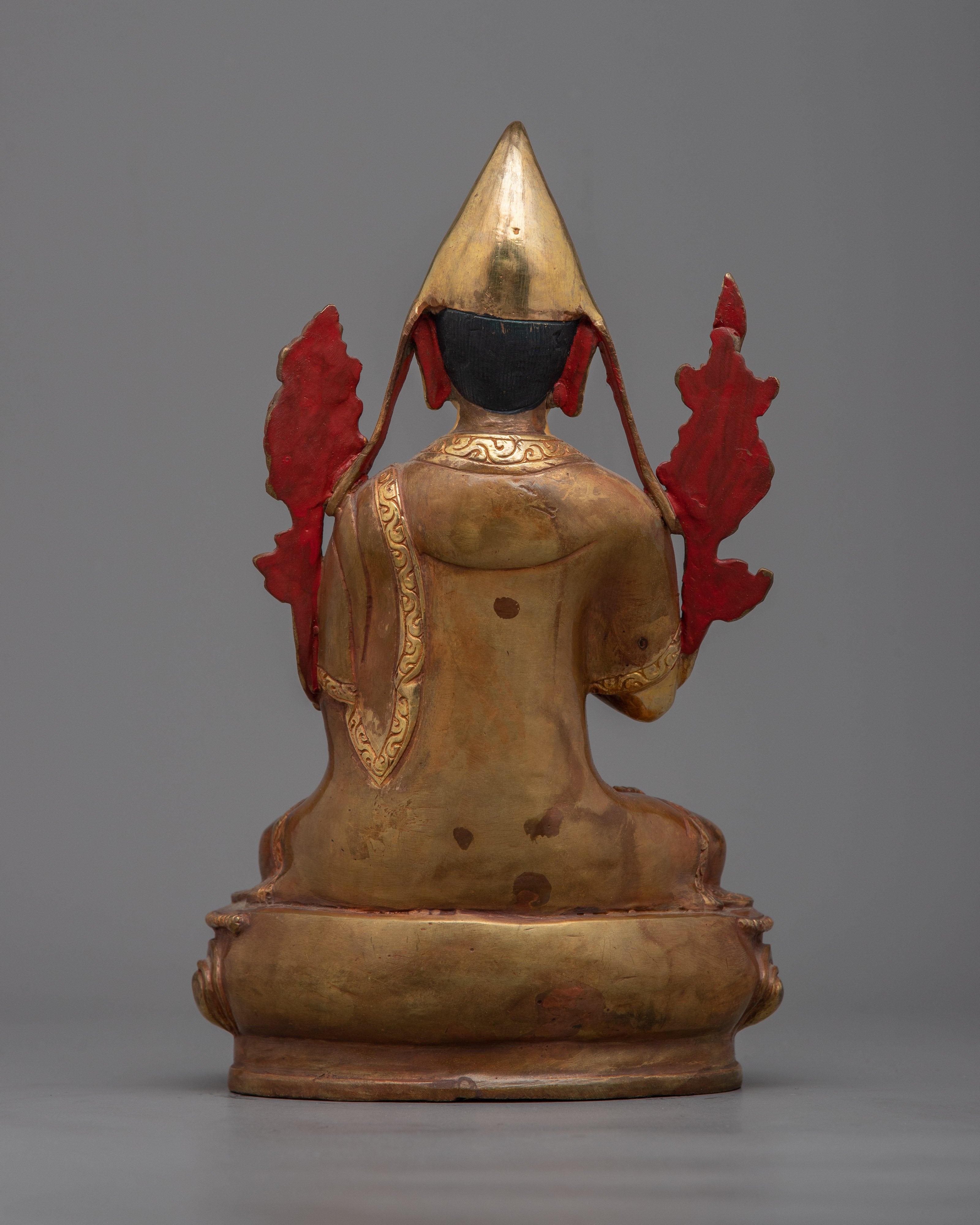 Experience Tibetan Buddhist Wisdom with Tsongkhapa | The Spiritual Luminary