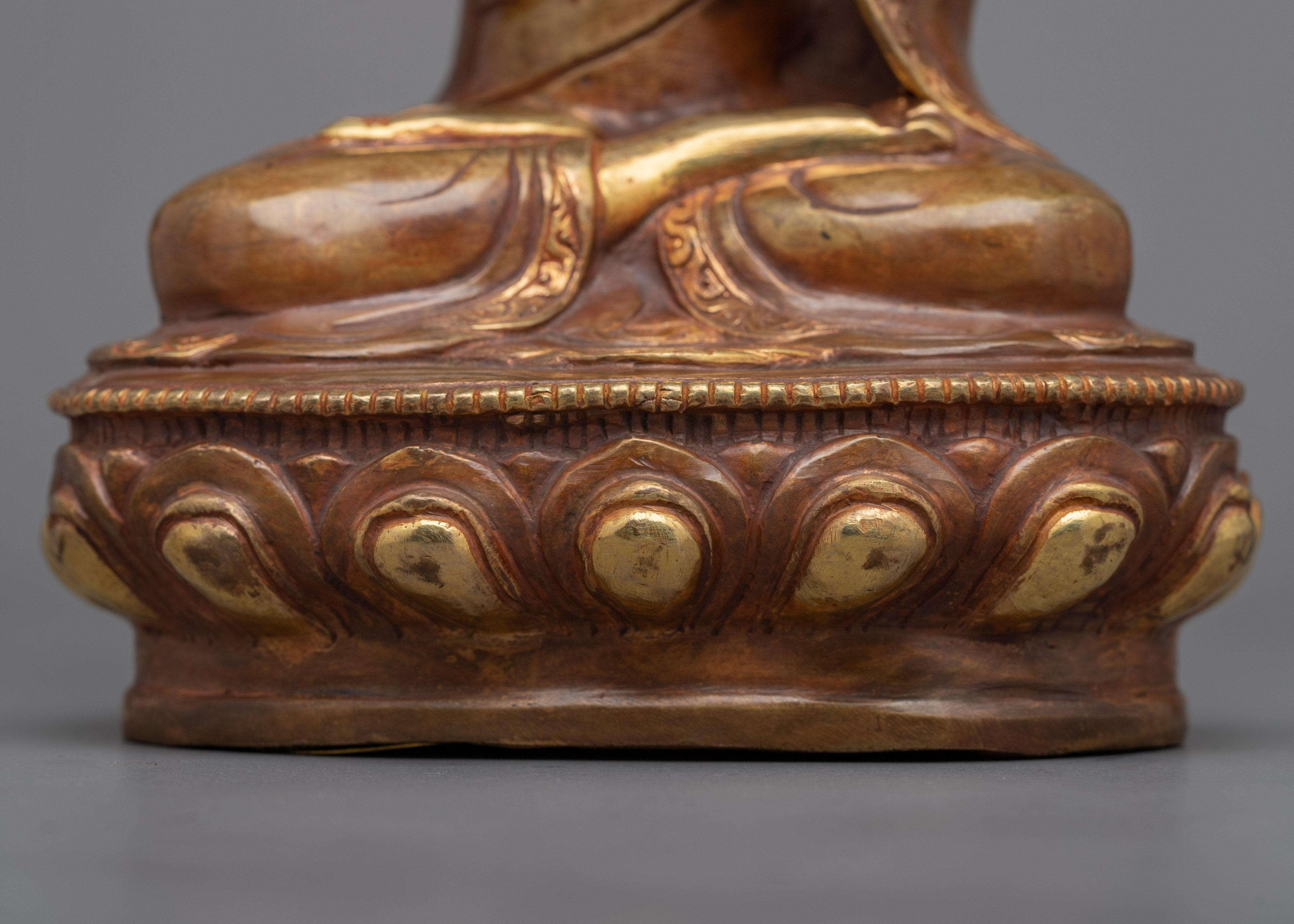 Experience Tibetan Buddhist Wisdom with Tsongkhapa | The Spiritual Luminary