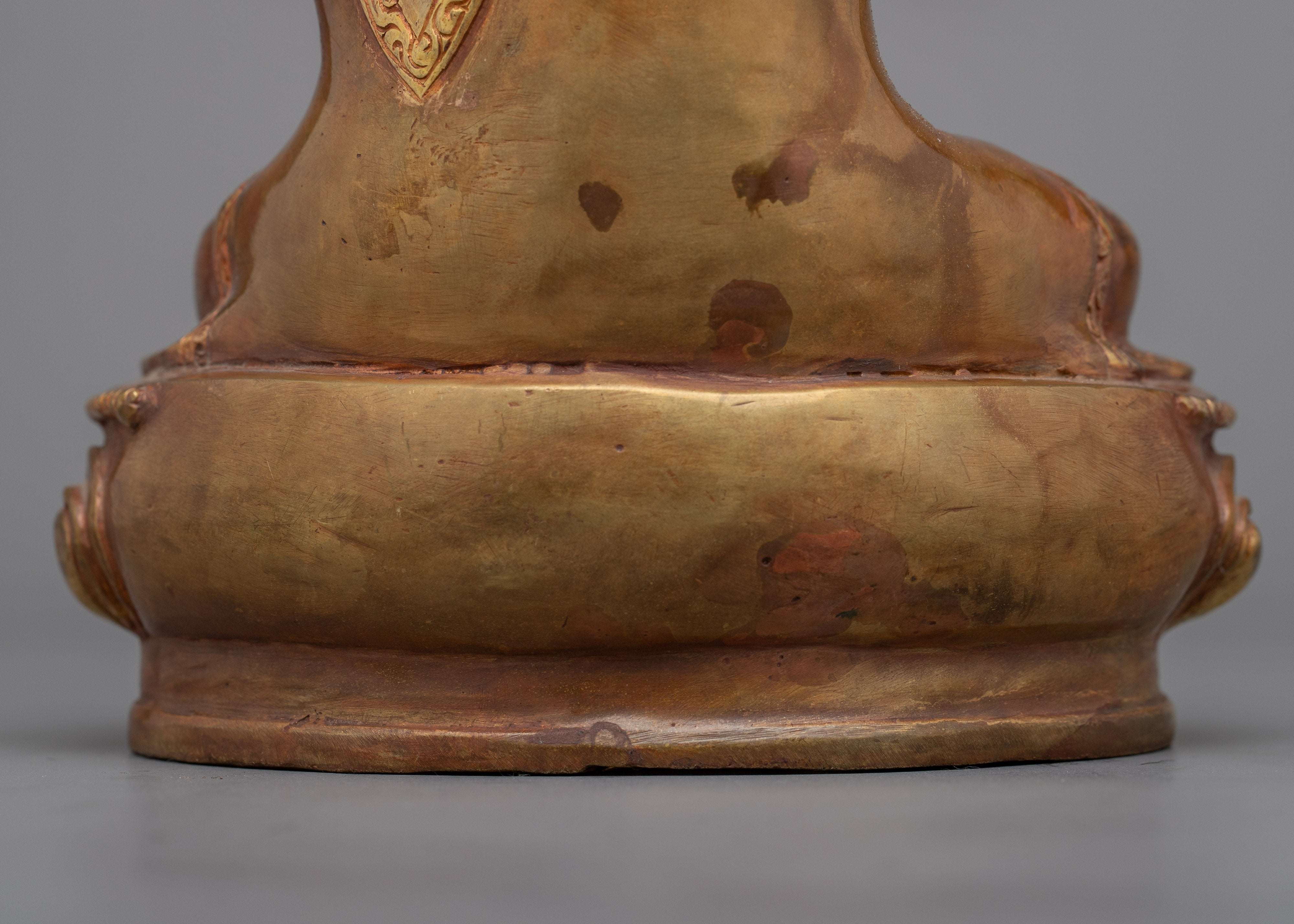 Experience Tibetan Buddhist Wisdom with Tsongkhapa | The Spiritual Luminary
