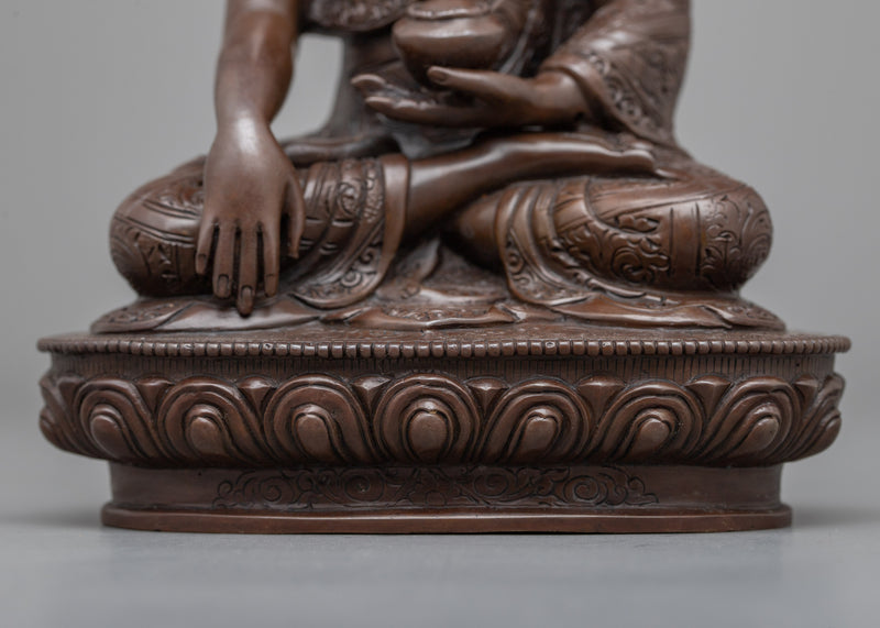 Shakamuni Buddha Statue | Immerse in the Essence of Buddhism