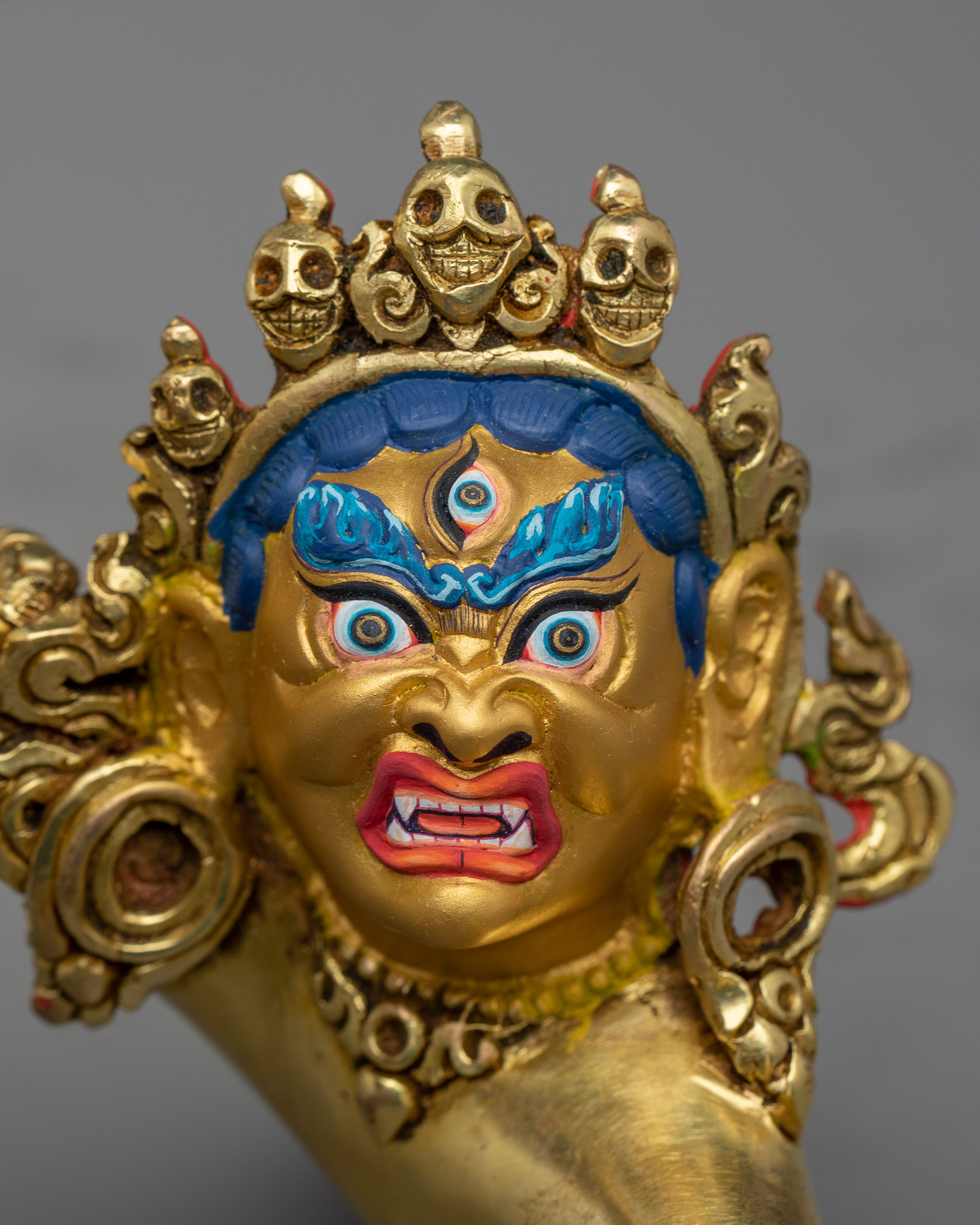 vajrakilaya-statue