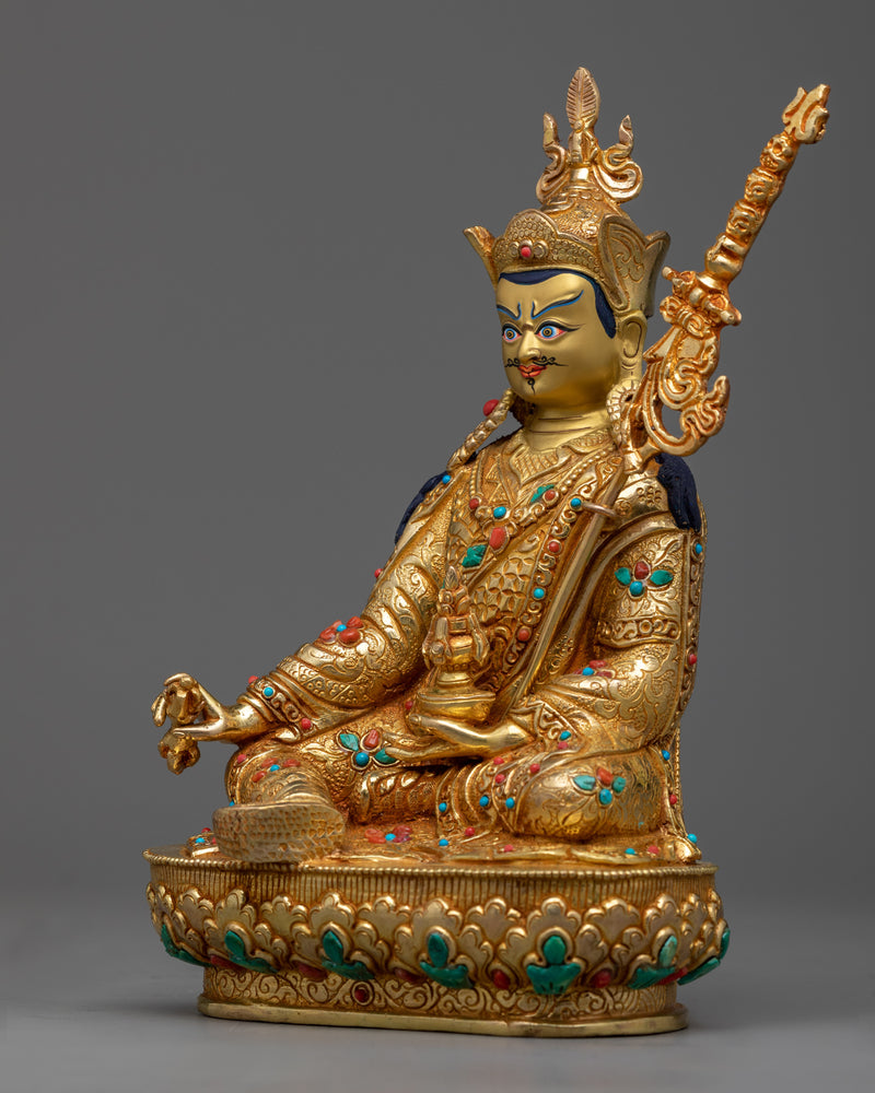 guru-rinpoche-perfect-statue