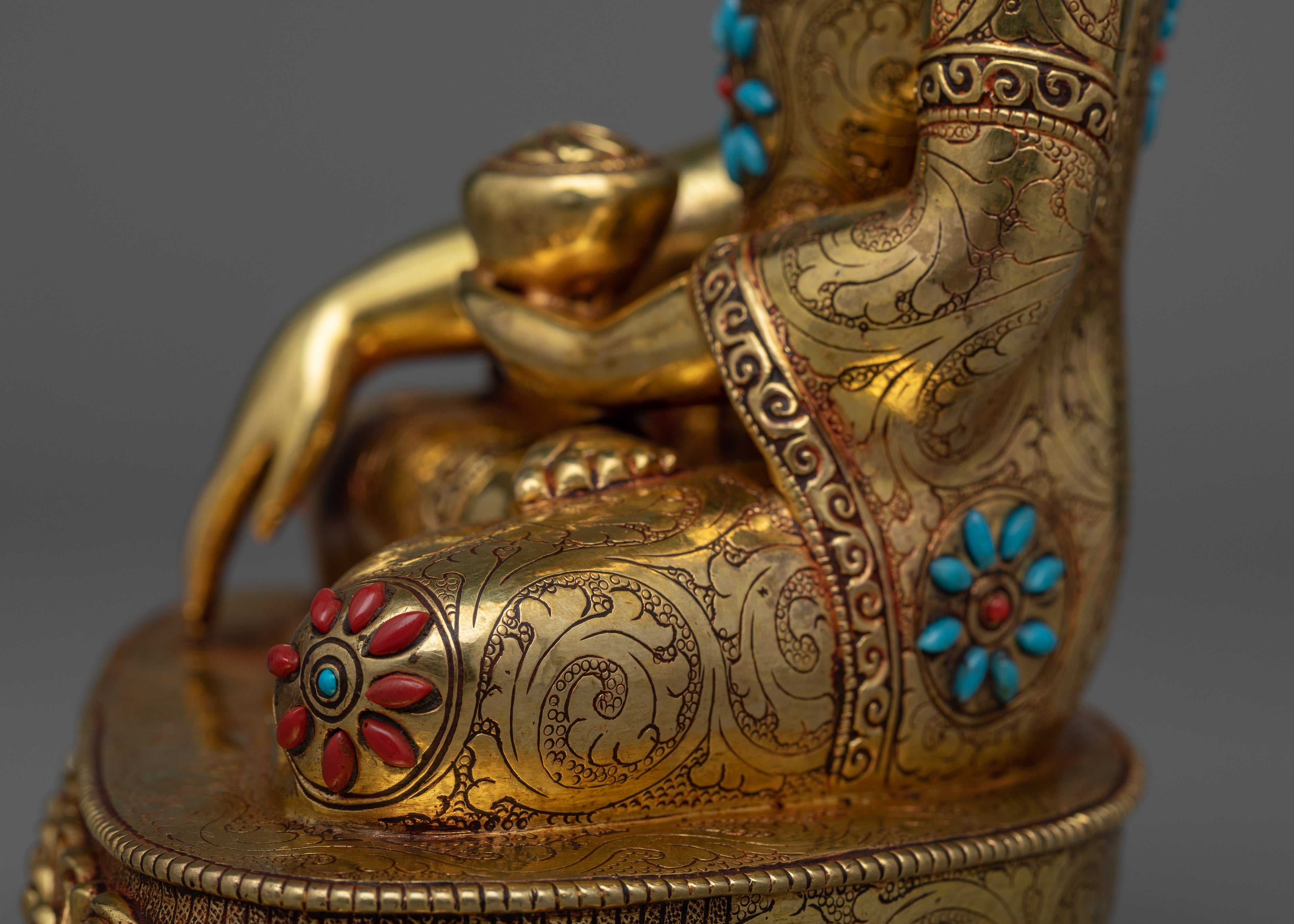 Shakyamuni Buddha Sacred Statue | Embodying the Enlightened One