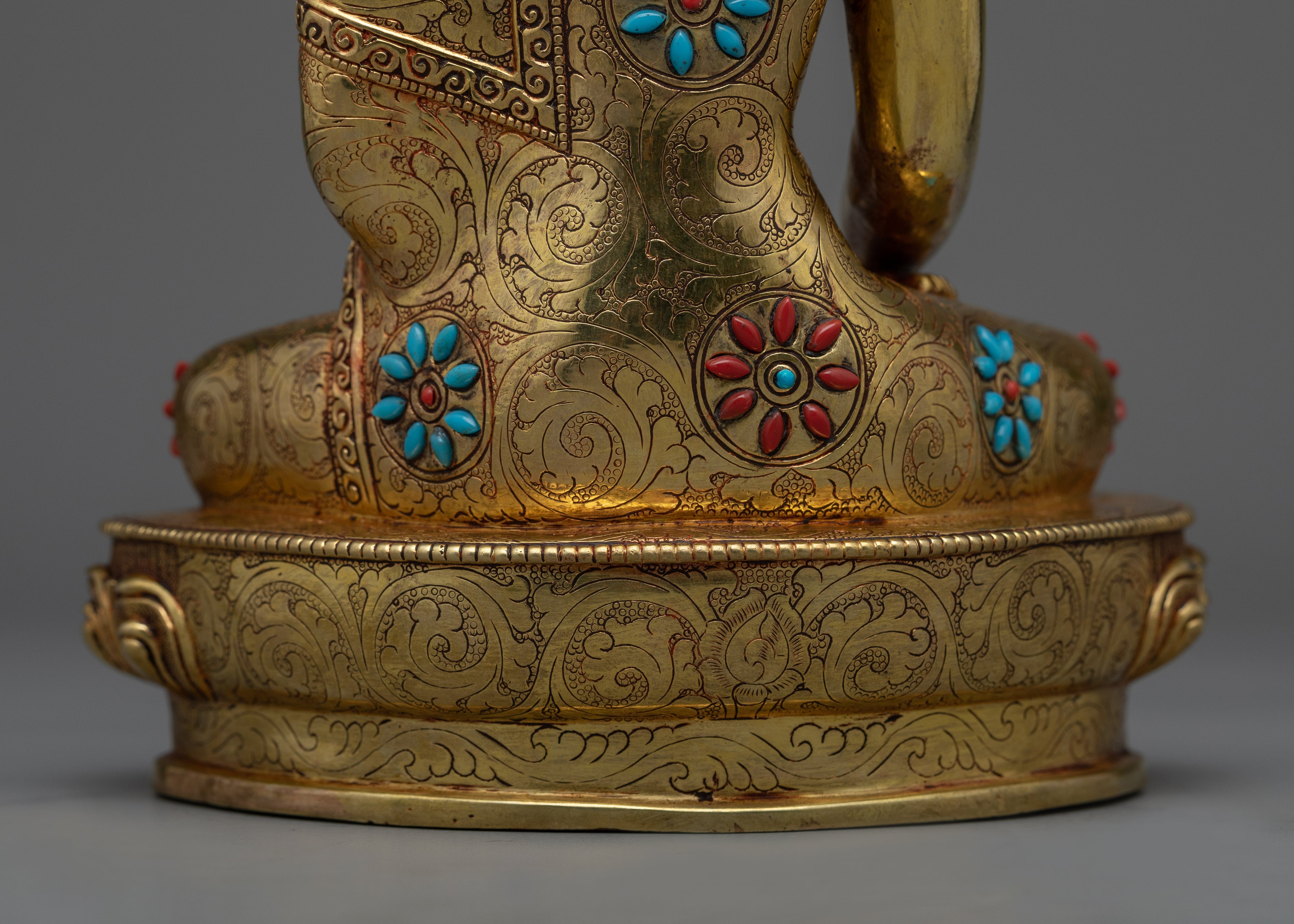 Shakyamuni Buddha Sacred Statue | Embodying the Enlightened One