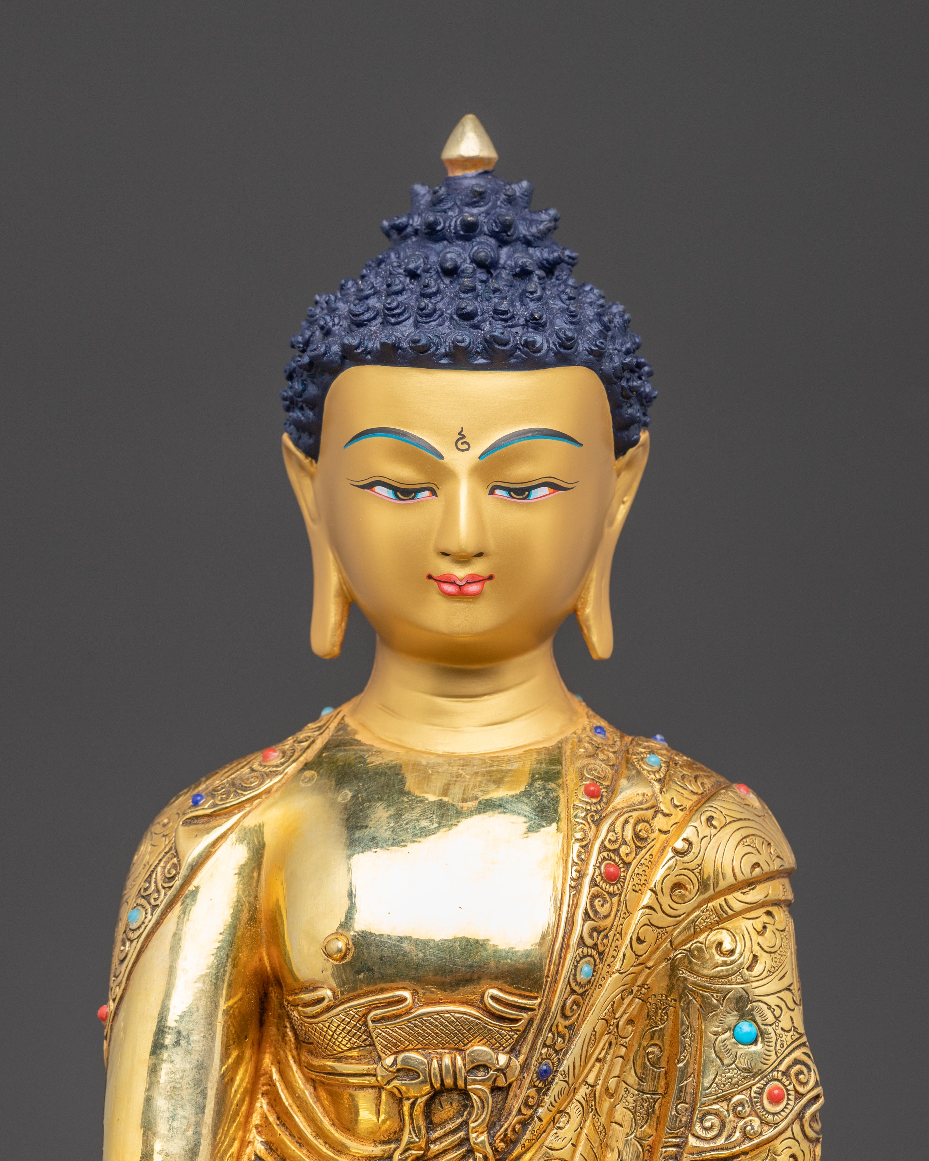 Shakyamuni Buddha Statue: Symbol of Power and Wisdom