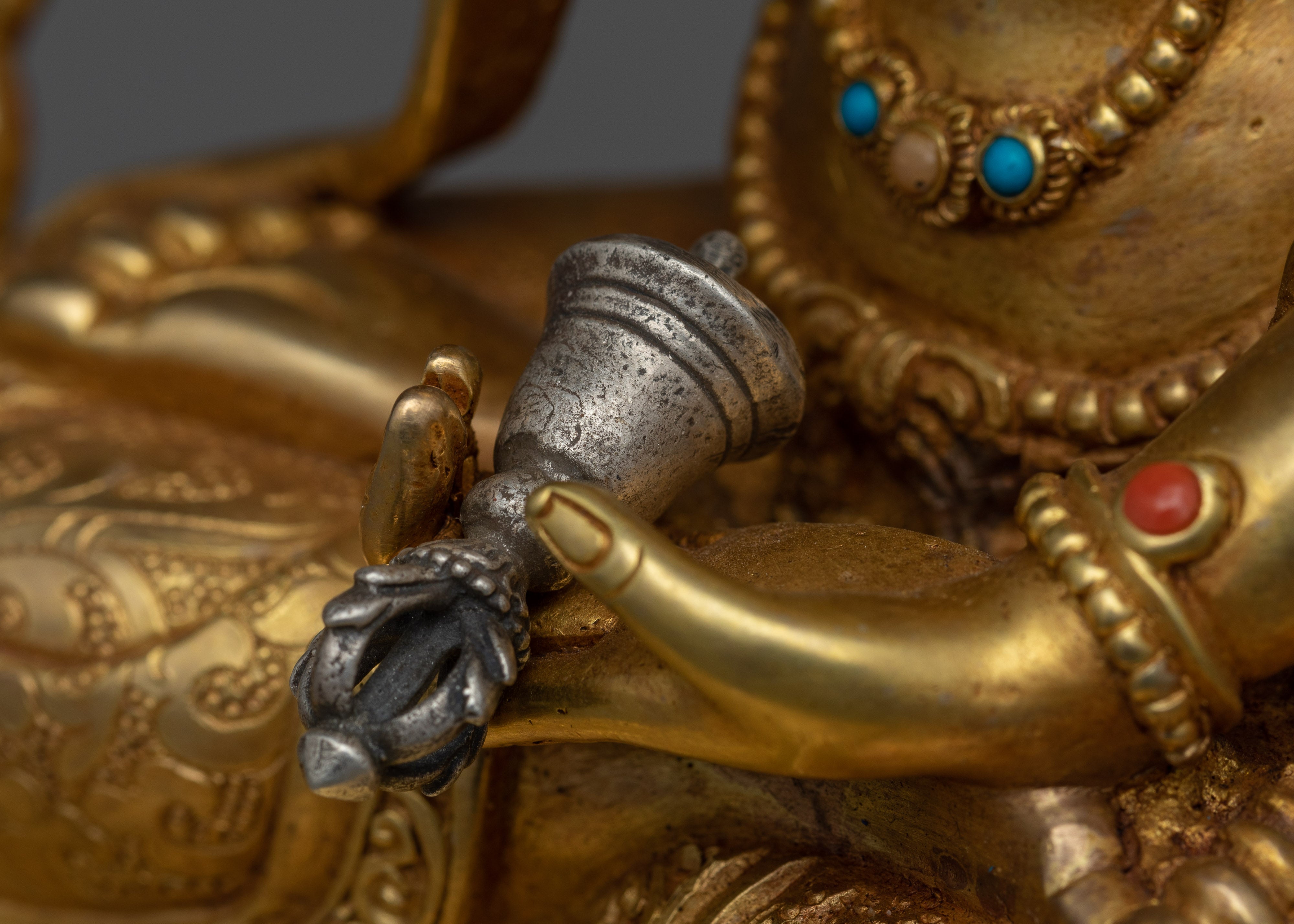 Discover the Resplendent Beauty of Gold-Gilded Bodhisattvas Statues | Buddhist Bodhisattva Deity