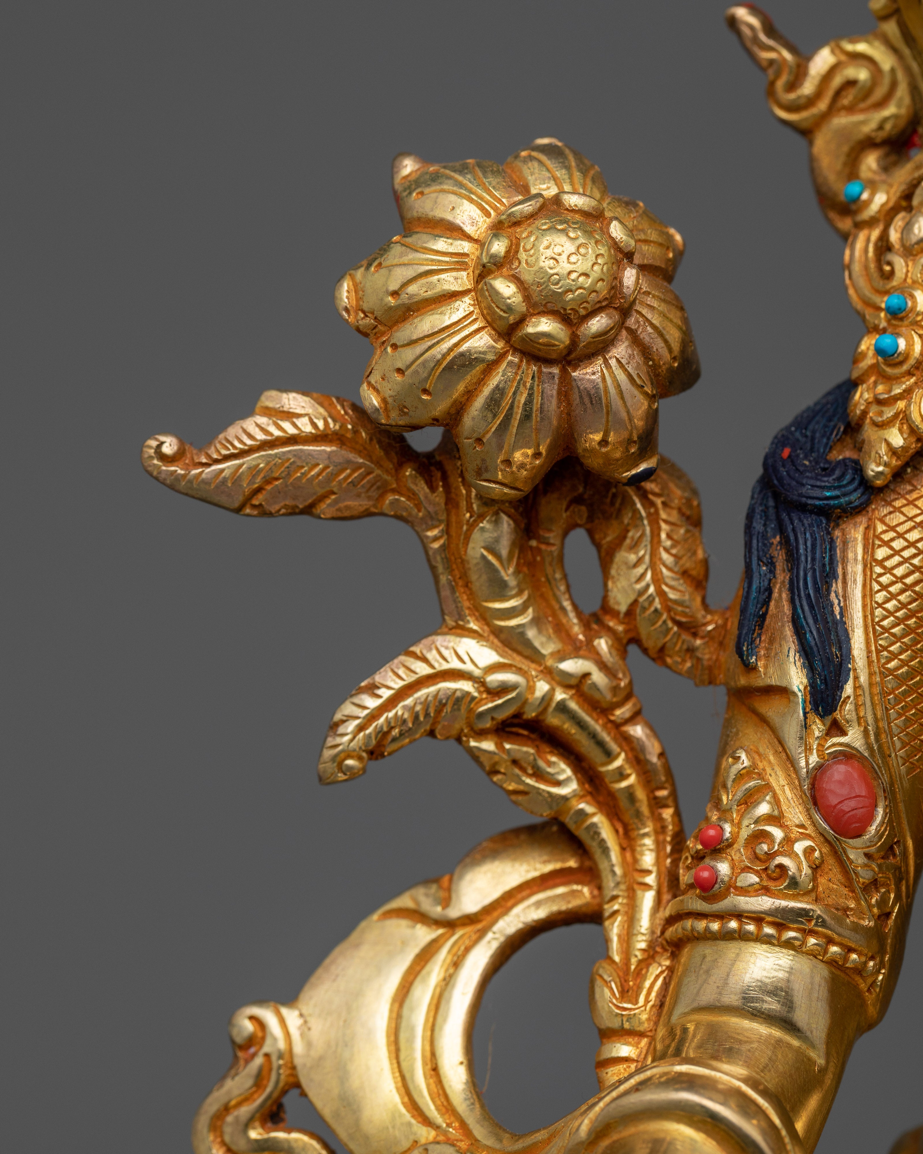 White Tara Buddha Statue | An Embodiment of Compassionate Healing