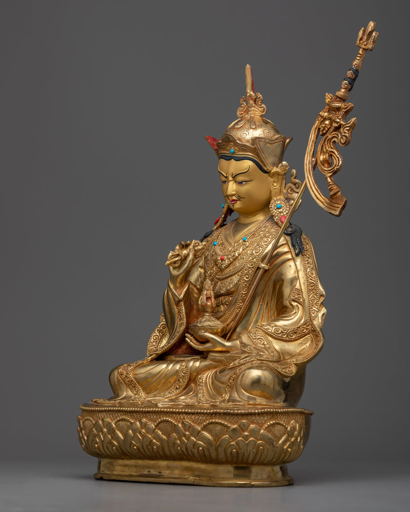 guru-rinpoche-practice-statue