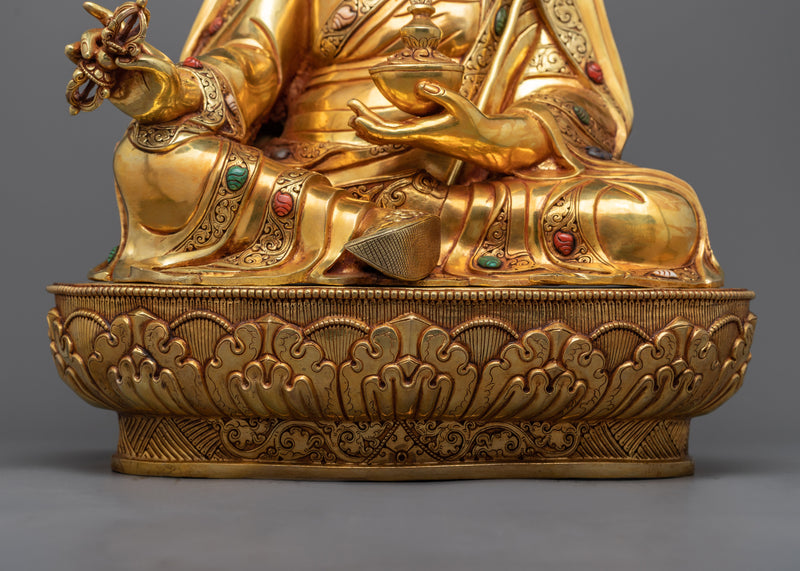 Statue for Padmasambhava Meditation Center | Quintessence of Spiritual Craftsmanship