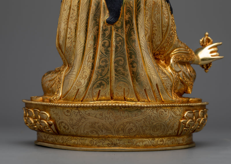 Lotus-Born Guru Rinpoche | The Precious Master of Tibetan Buddhism