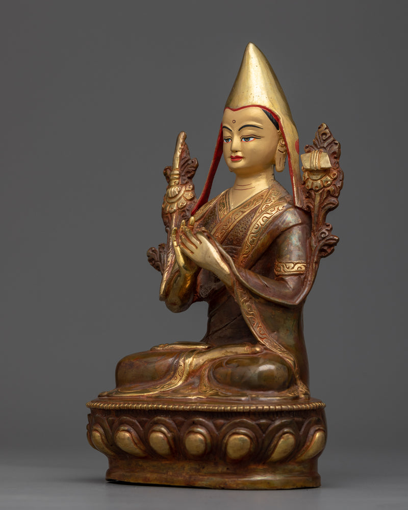 Buddhist Master Tsongkhapa | The Beacon of Tibetan Gelug Tradition