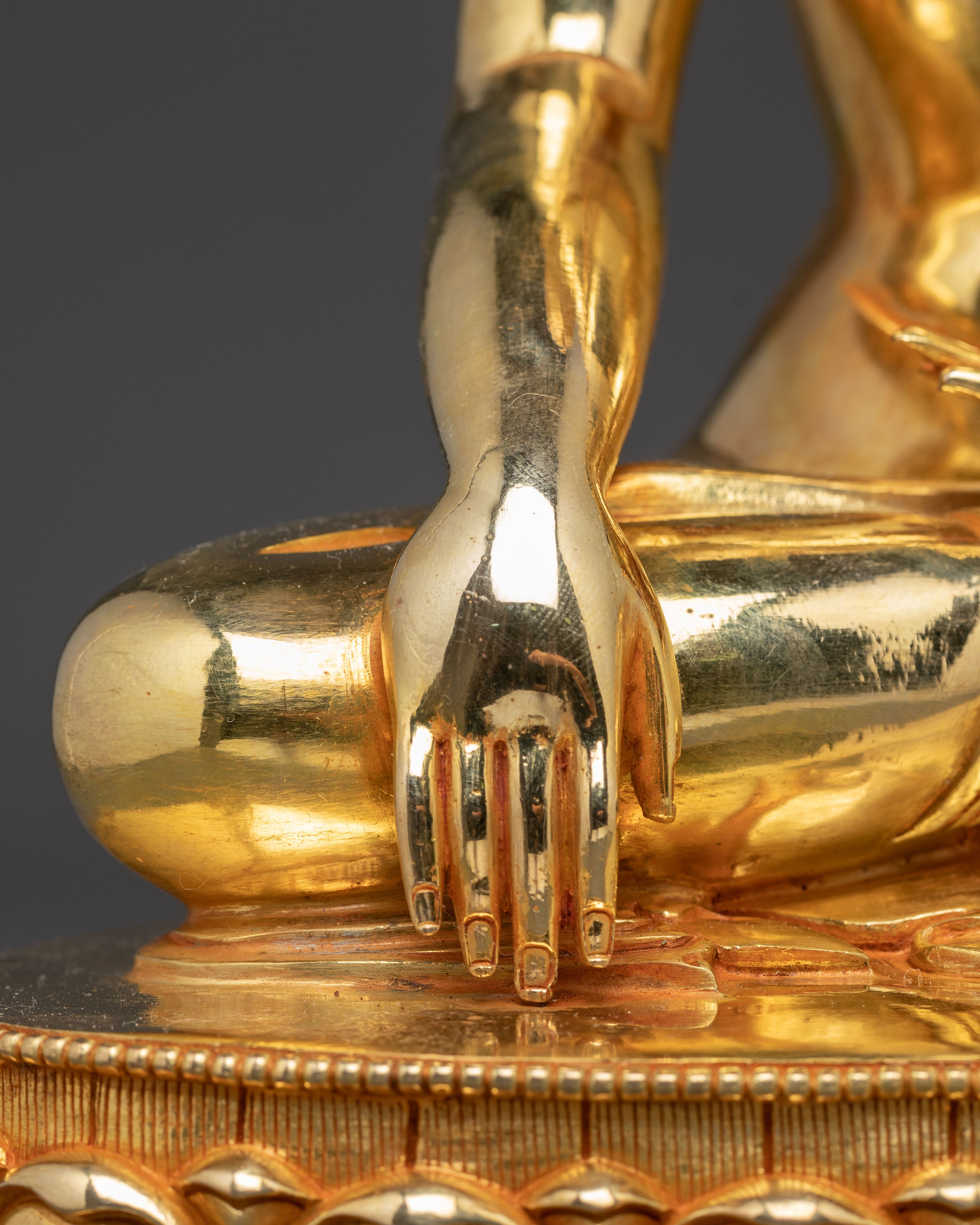 Handcrafted Statue of Buddha Shakyamuni | The Awakened One