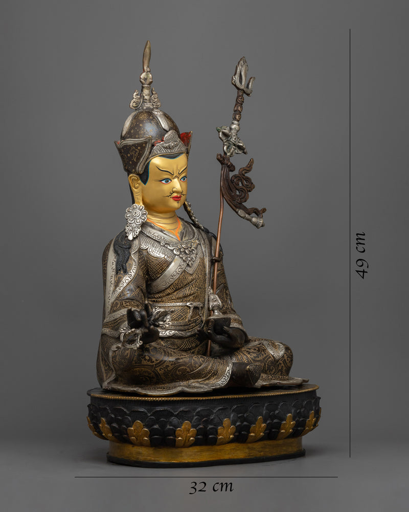 Rinpoche Statue