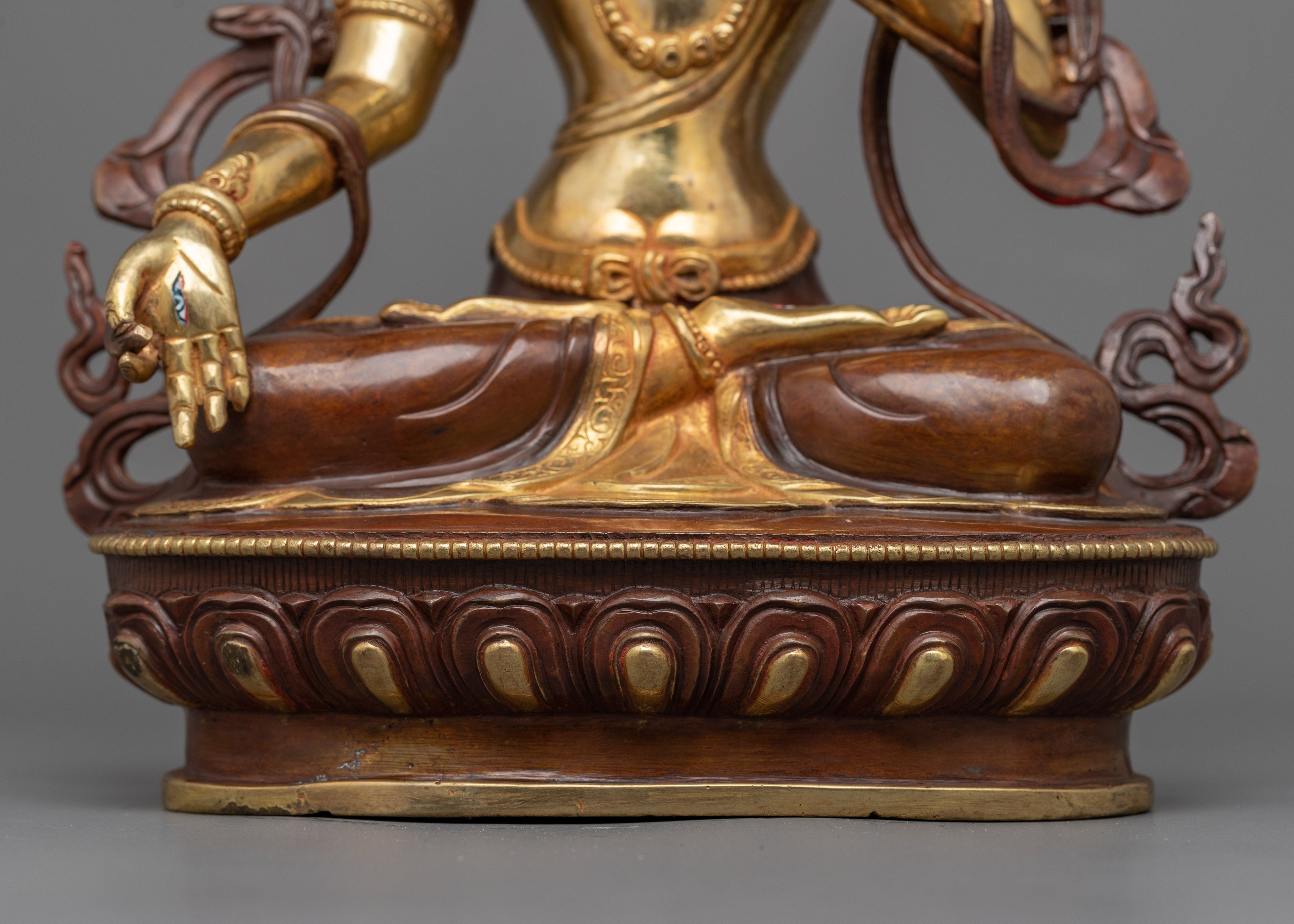 The Enchanting White Tara Buddha Statue | Discover Peace with Ma Sita Tara